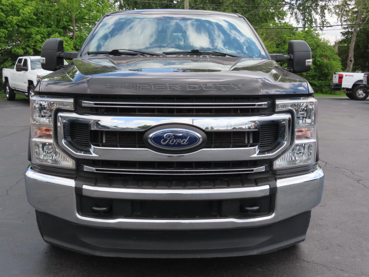 Ford Super Duty F-250 SRW XLT 4WD Crew Cab 8' Box 2021