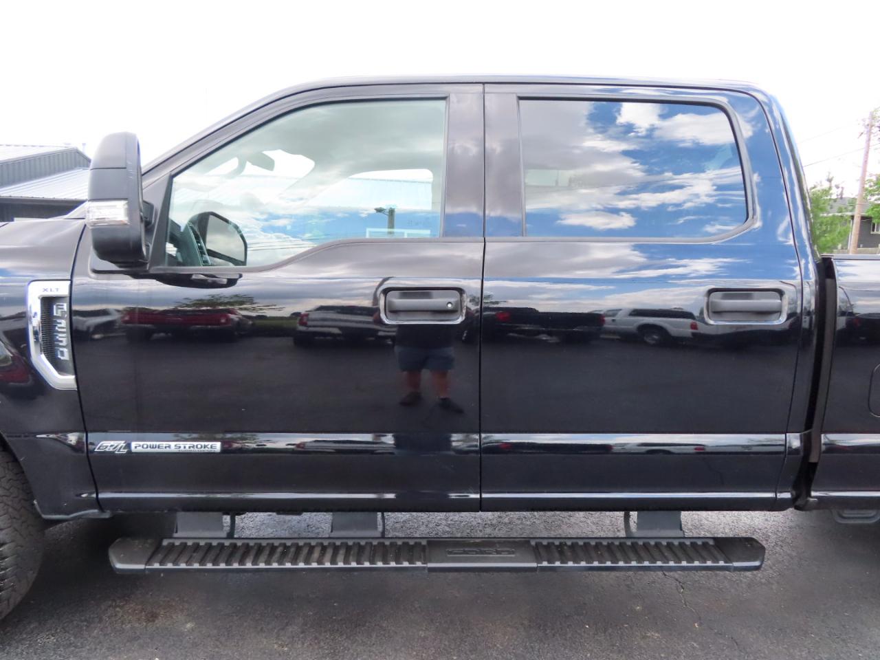Ford Super Duty F-250 SRW XLT 4WD Crew Cab 8' Box 2021
