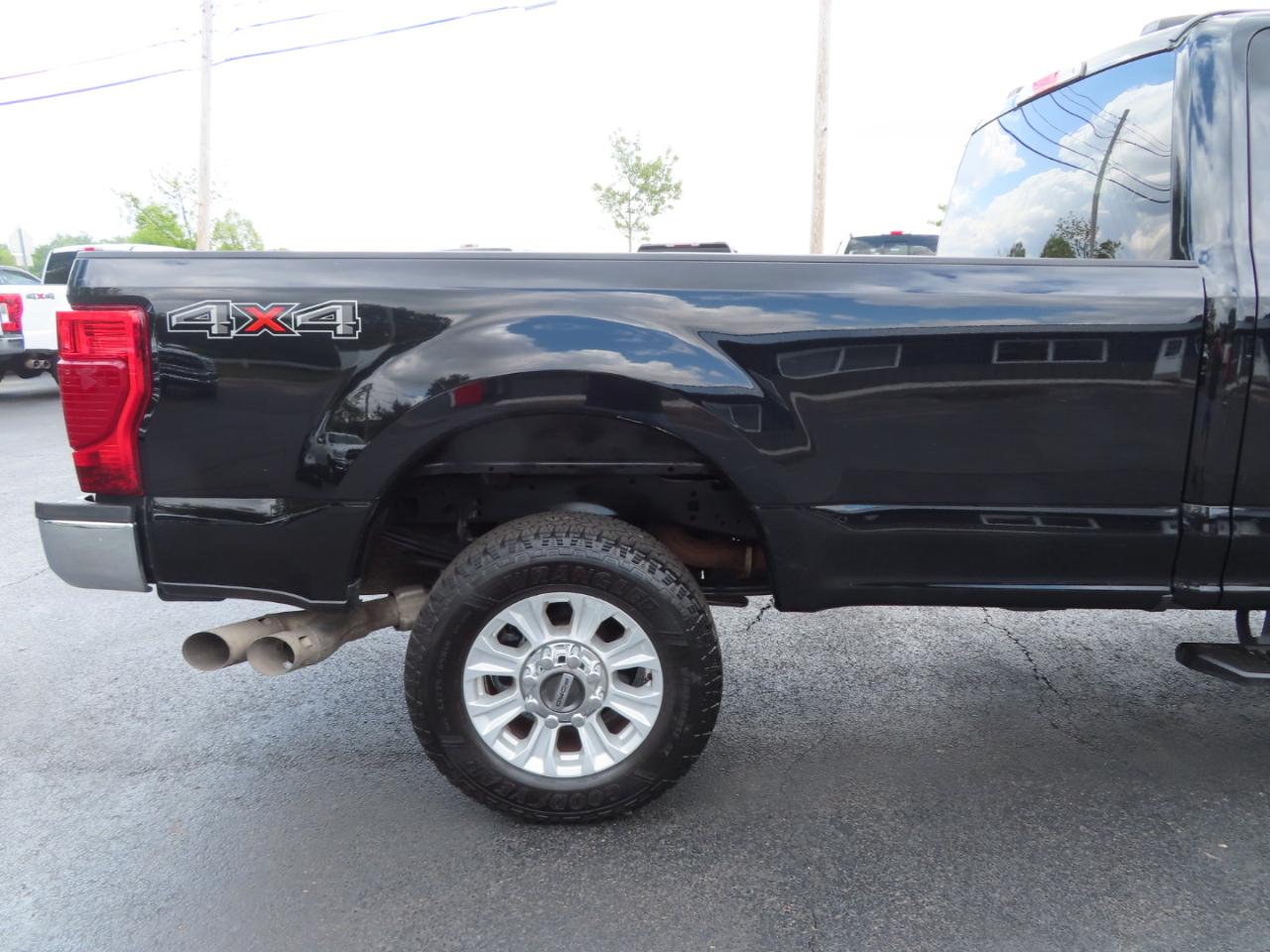 Ford Super Duty F-250 SRW XLT 4WD Crew Cab 8' Box 2021