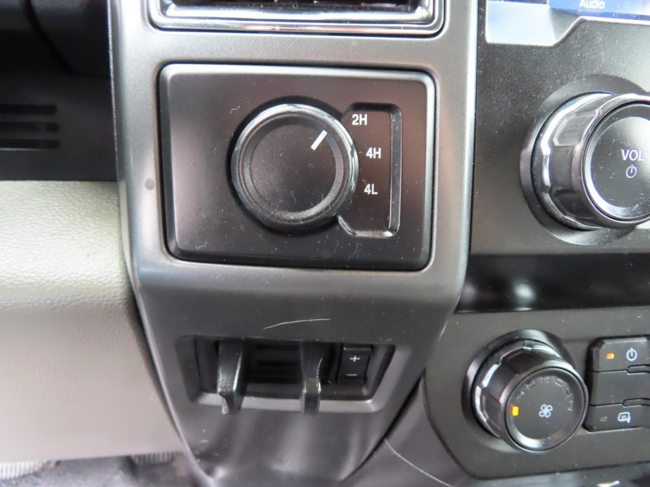 Ford Super Duty F-250 SRW XLT 4WD Crew Cab 8' Box 2021