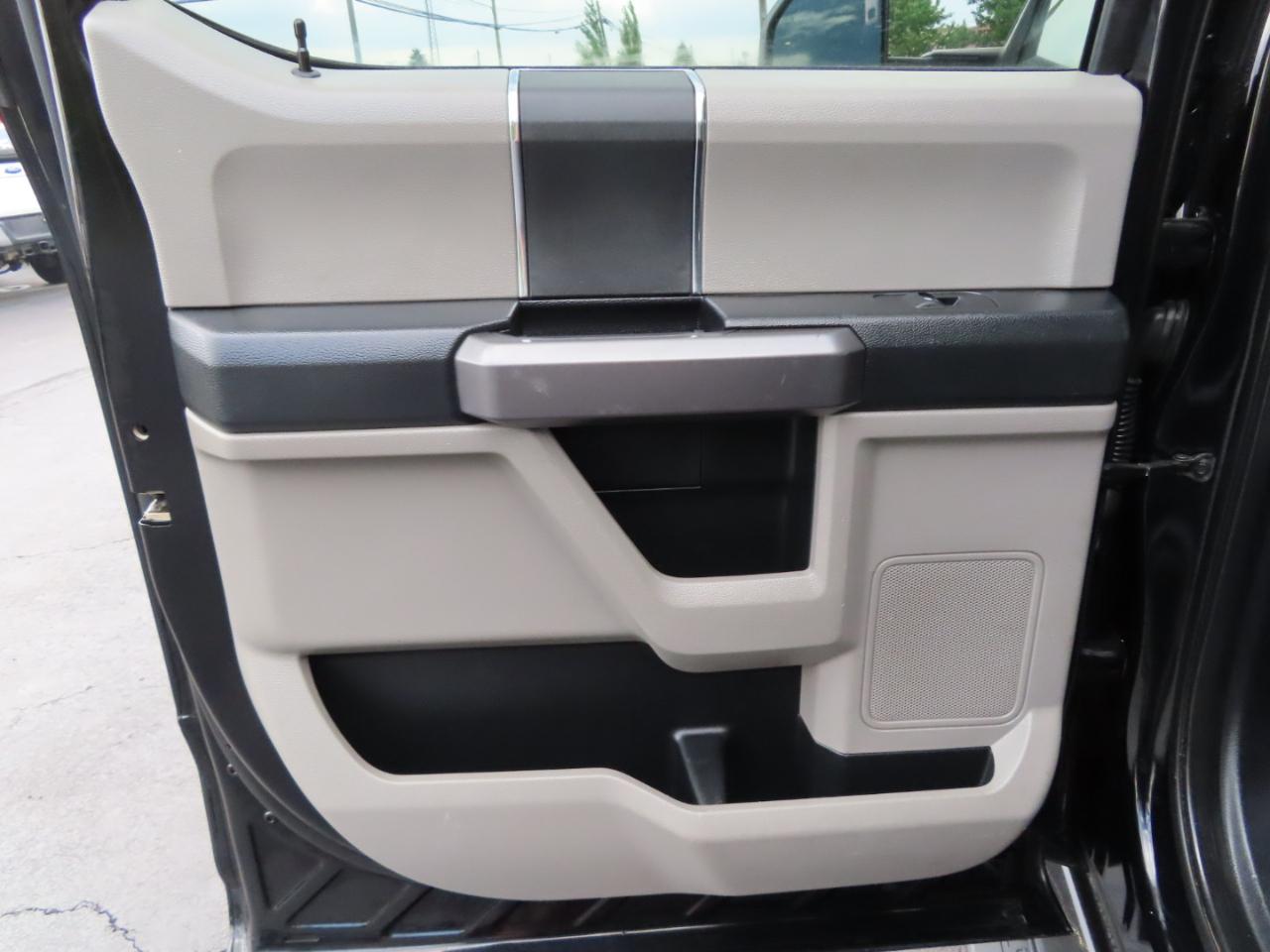 Ford Super Duty F-250 SRW XLT 4WD Crew Cab 8' Box 2021