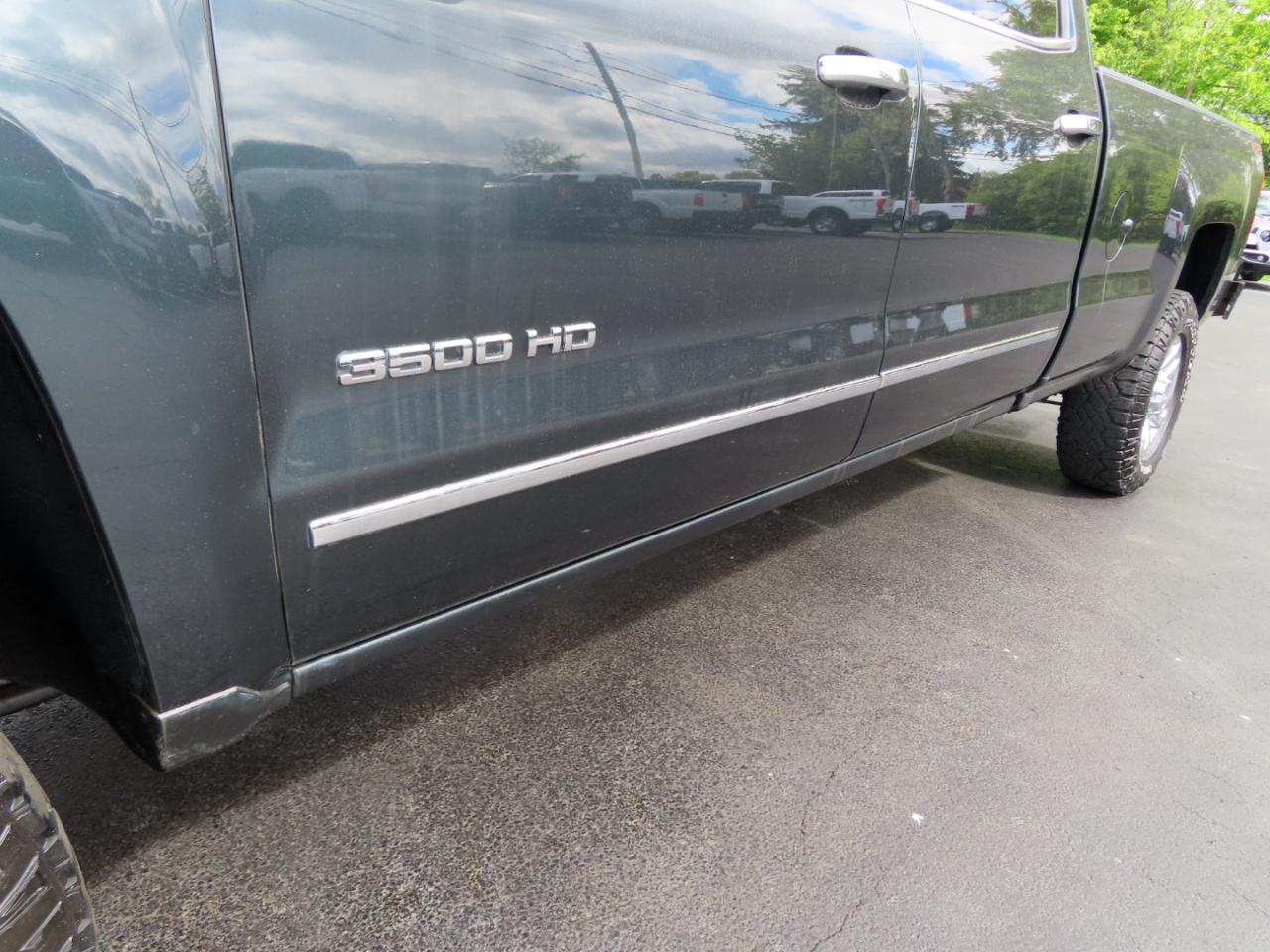 Chevrolet Silverado 3500HD 4WD Crew Cab 167.7" LTZ 2019