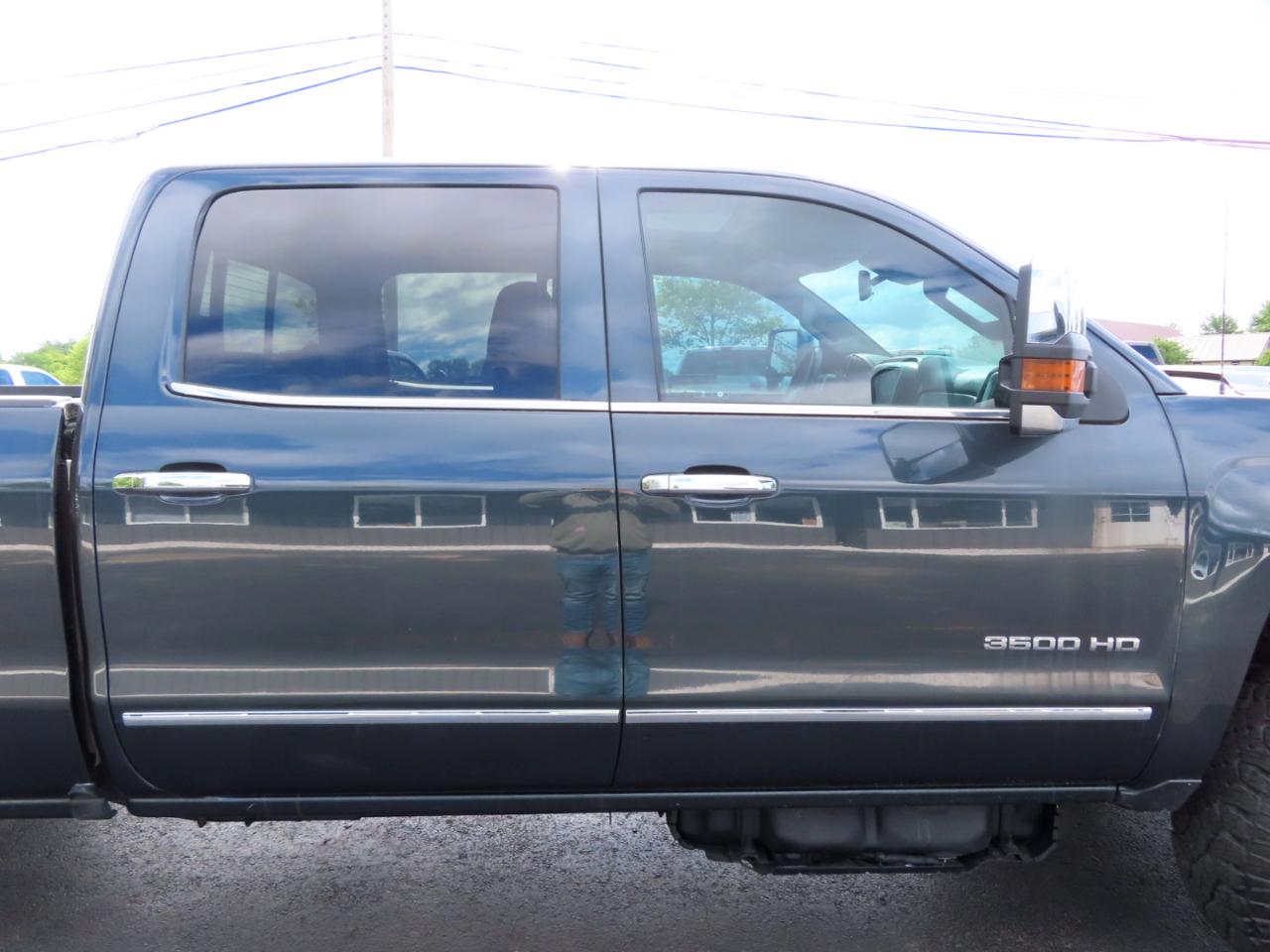 Chevrolet Silverado 3500HD 4WD Crew Cab 167.7" LTZ 2019