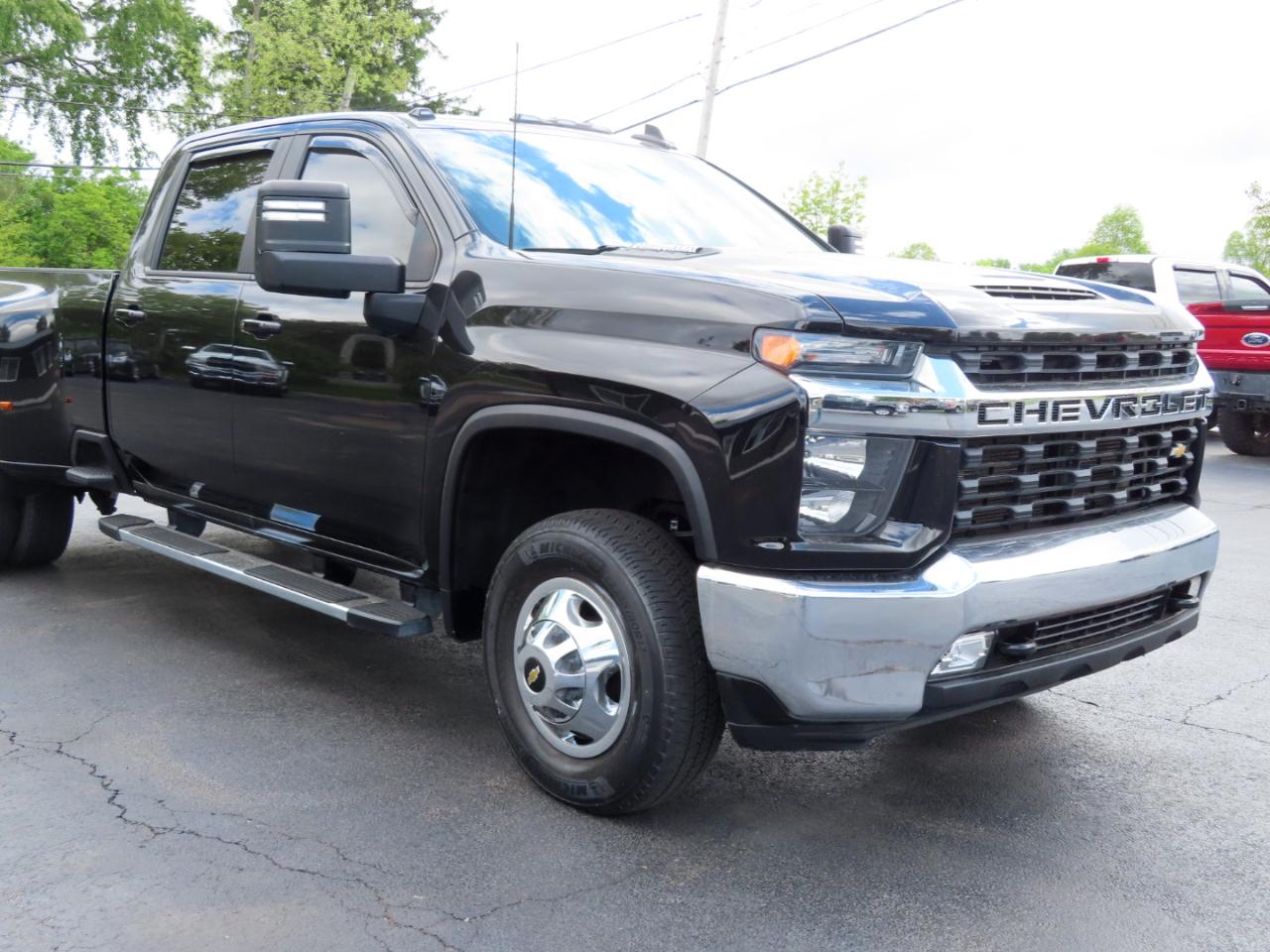 Chevrolet Silverado 3500HD 4WD Crew Cab 172" LT 2021