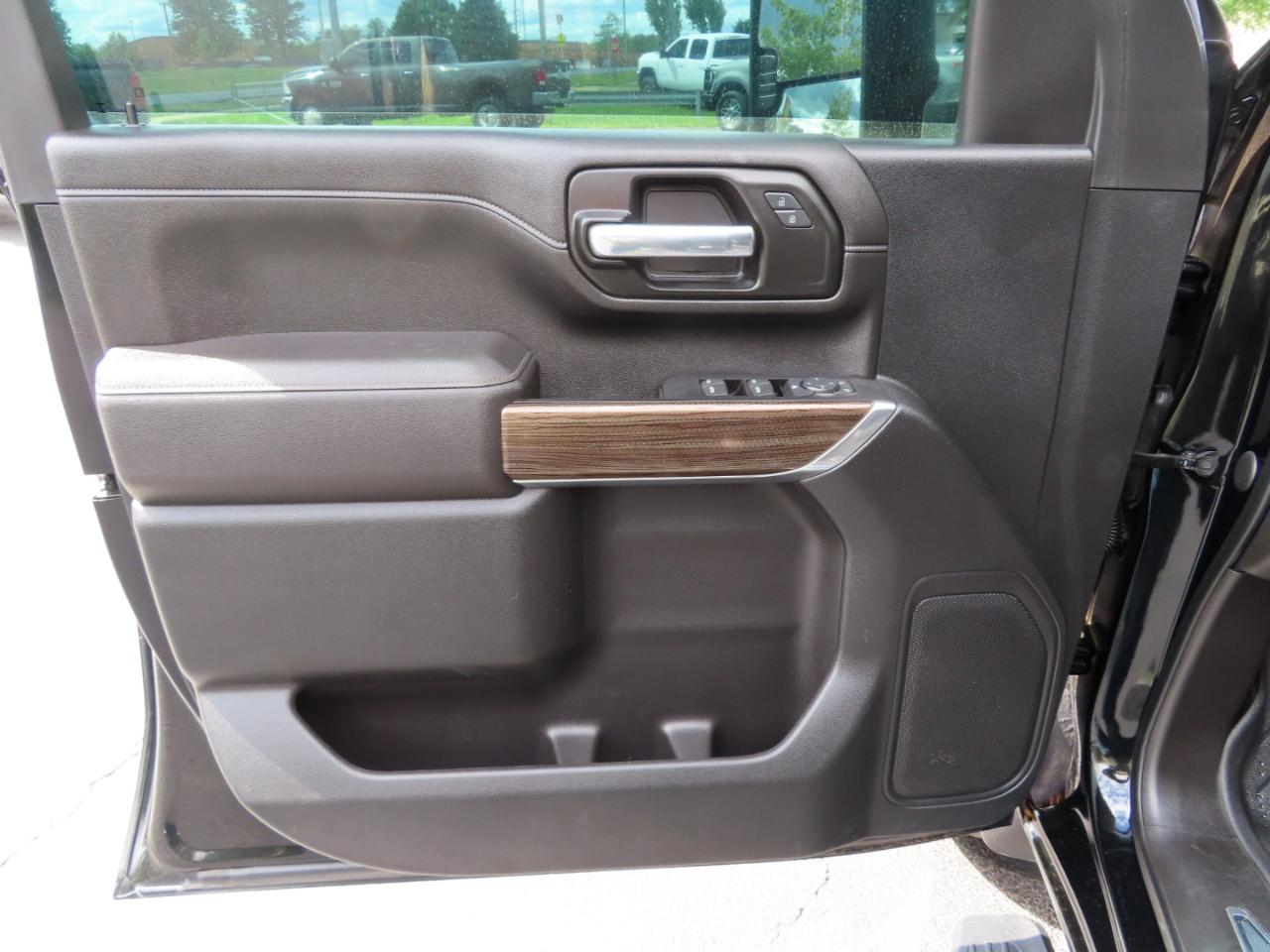 Chevrolet Silverado 3500HD 4WD Crew Cab 172" LT 2021