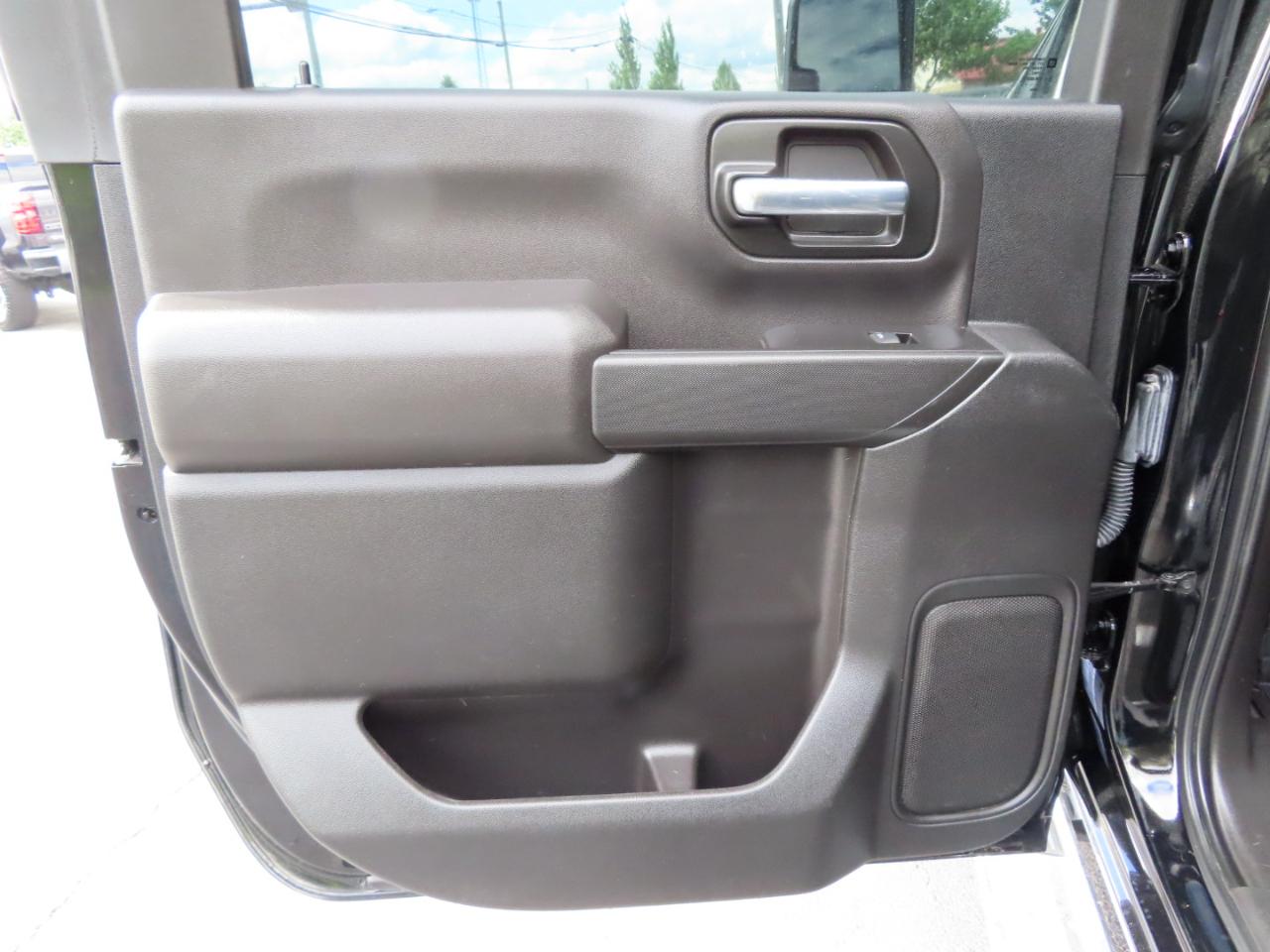 Chevrolet Silverado 3500HD 4WD Crew Cab 172" LT 2021