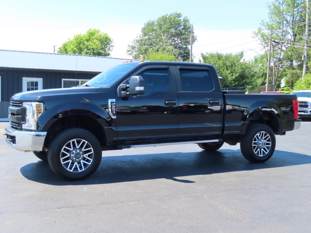 Ford Super Duty F-250 SRW XL 4WD Crew Cab 6.75' Box 2018