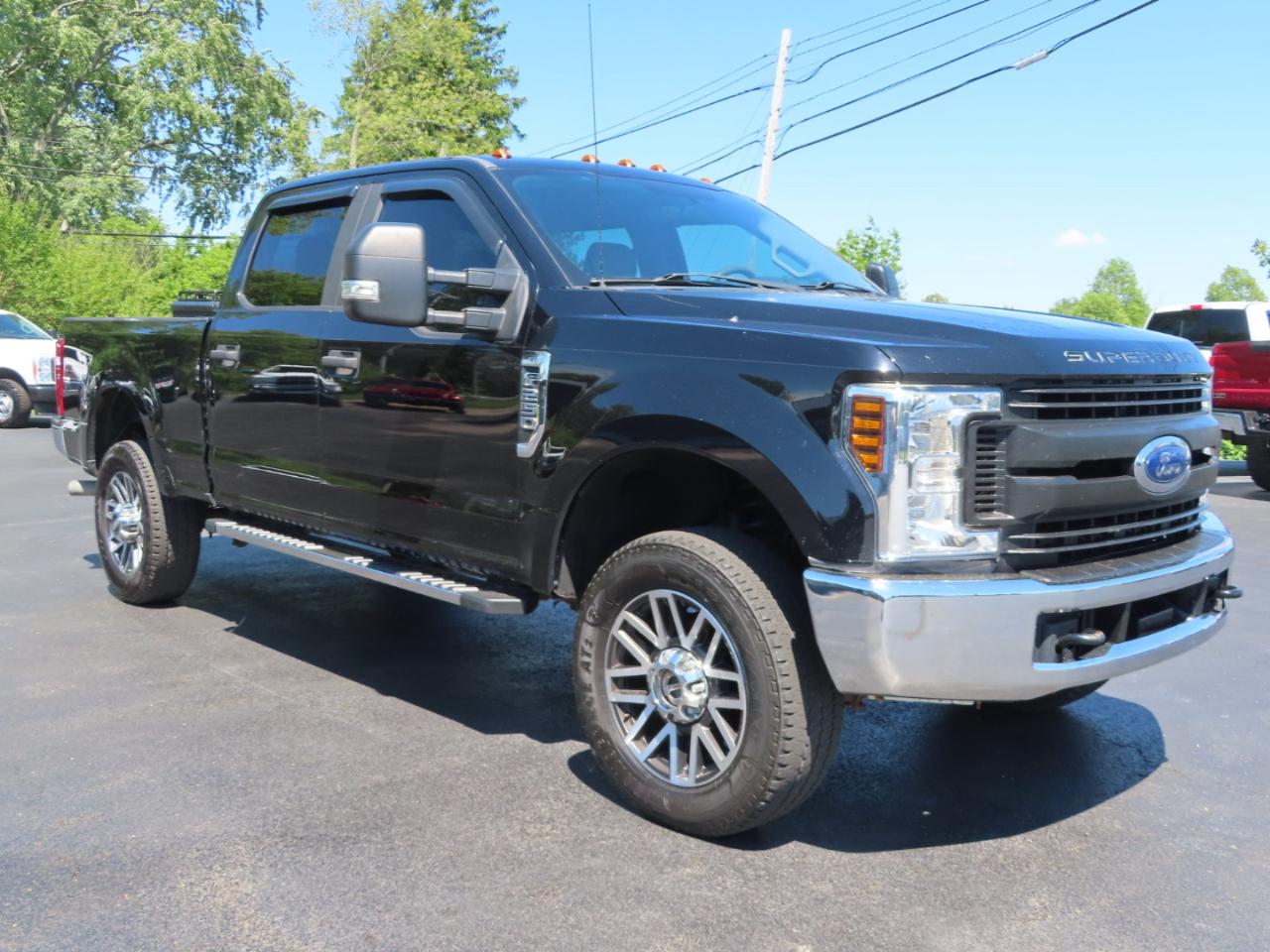 Ford Super Duty F-250 SRW XL 4WD Crew Cab 6.75' Box 2018