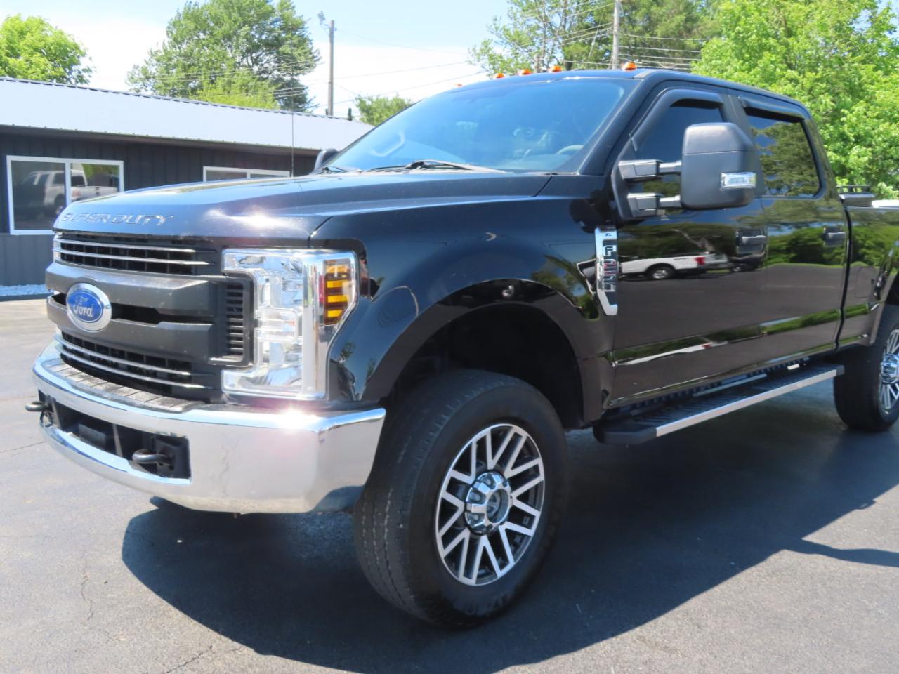 Ford Super Duty F-250 SRW XL 4WD Crew Cab 6.75' Box 2018