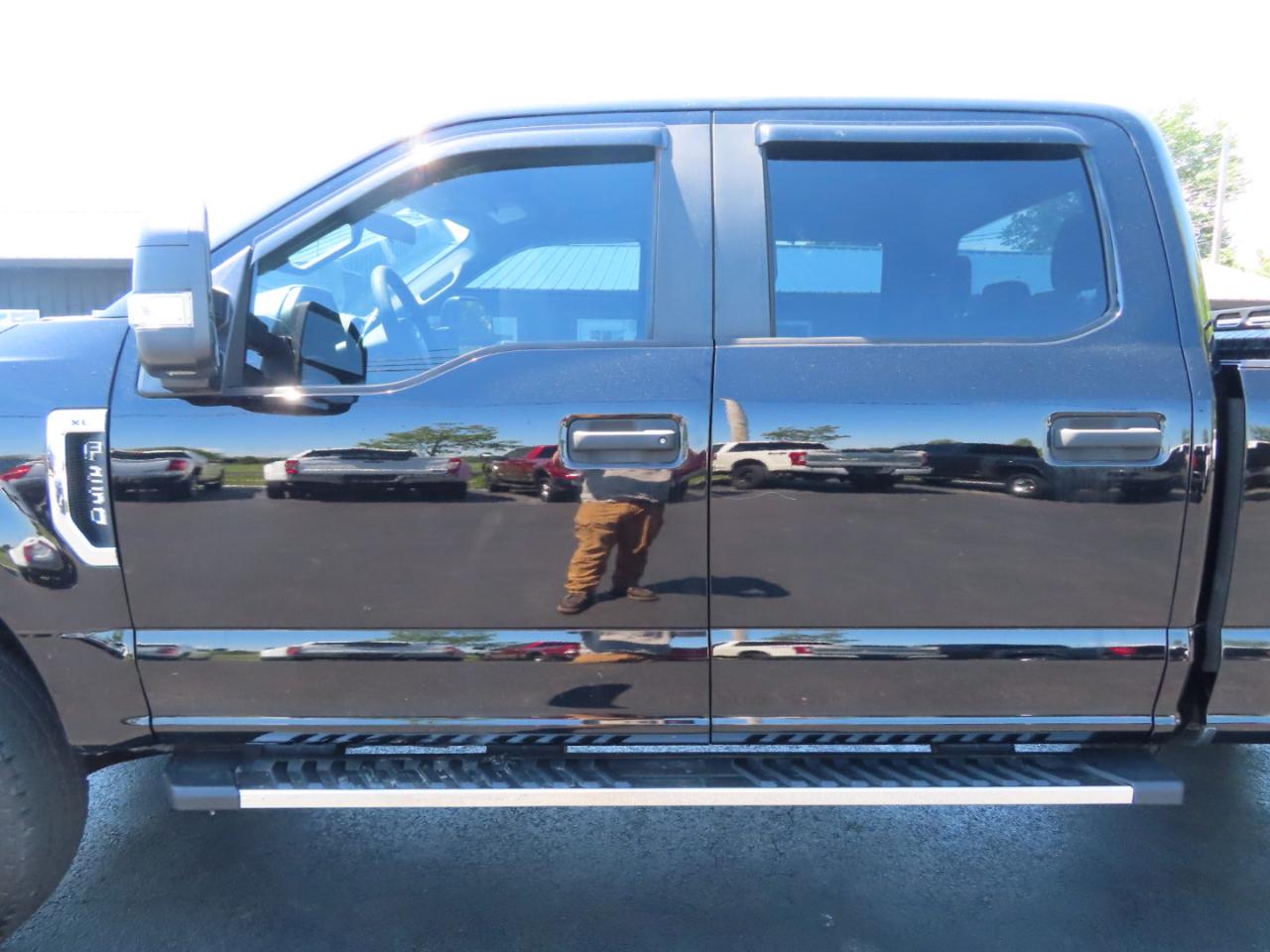 Ford Super Duty F-250 SRW XL 4WD Crew Cab 6.75' Box 2018