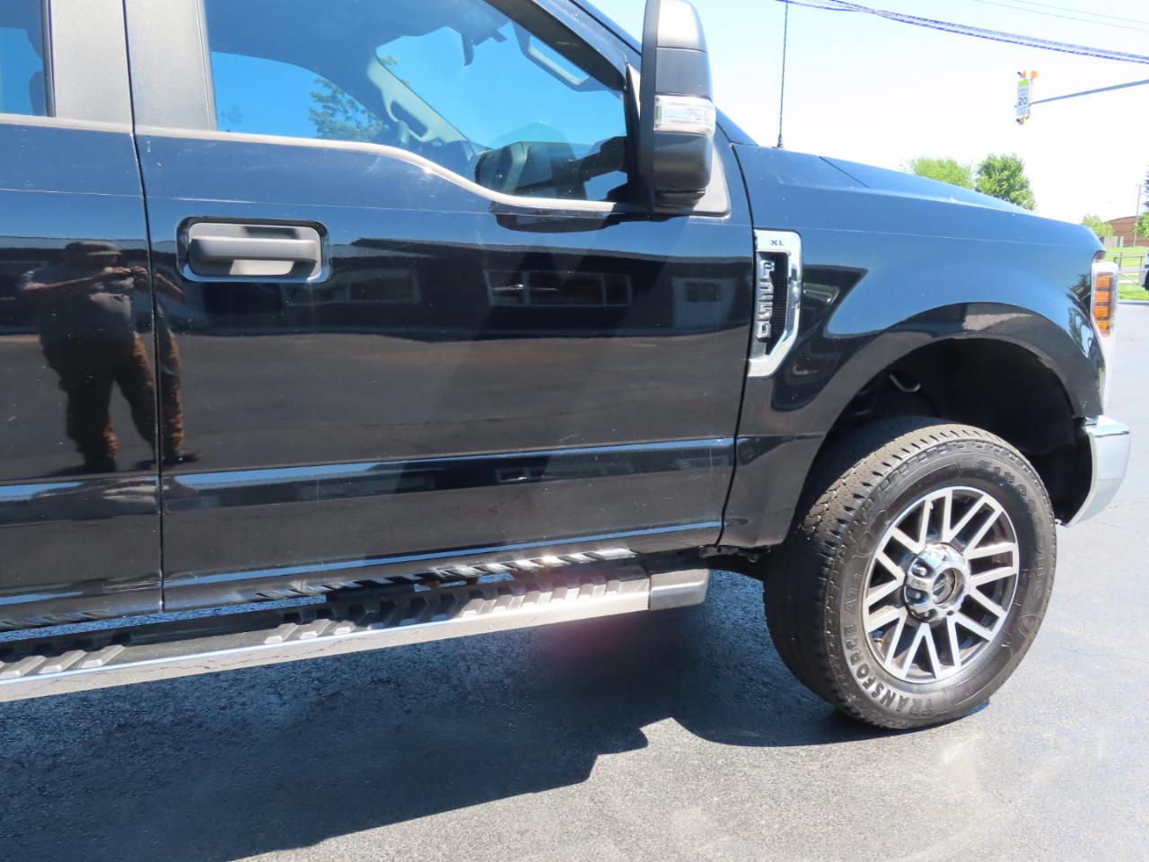 Ford Super Duty F-250 SRW XL 4WD Crew Cab 6.75' Box 2018
