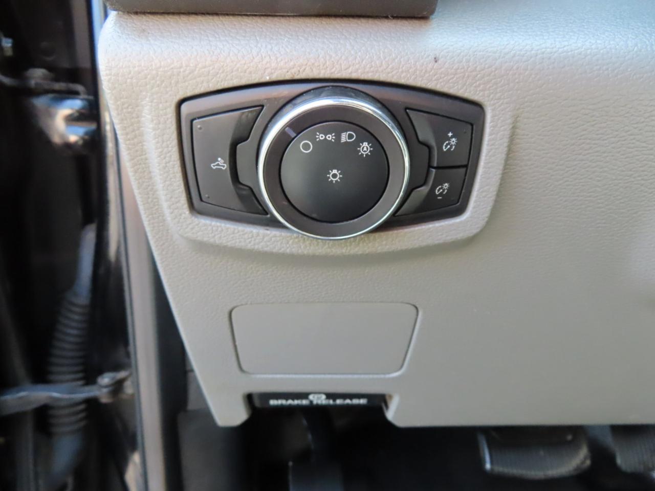 Ford Super Duty F-250 SRW XL 4WD Crew Cab 6.75' Box 2018