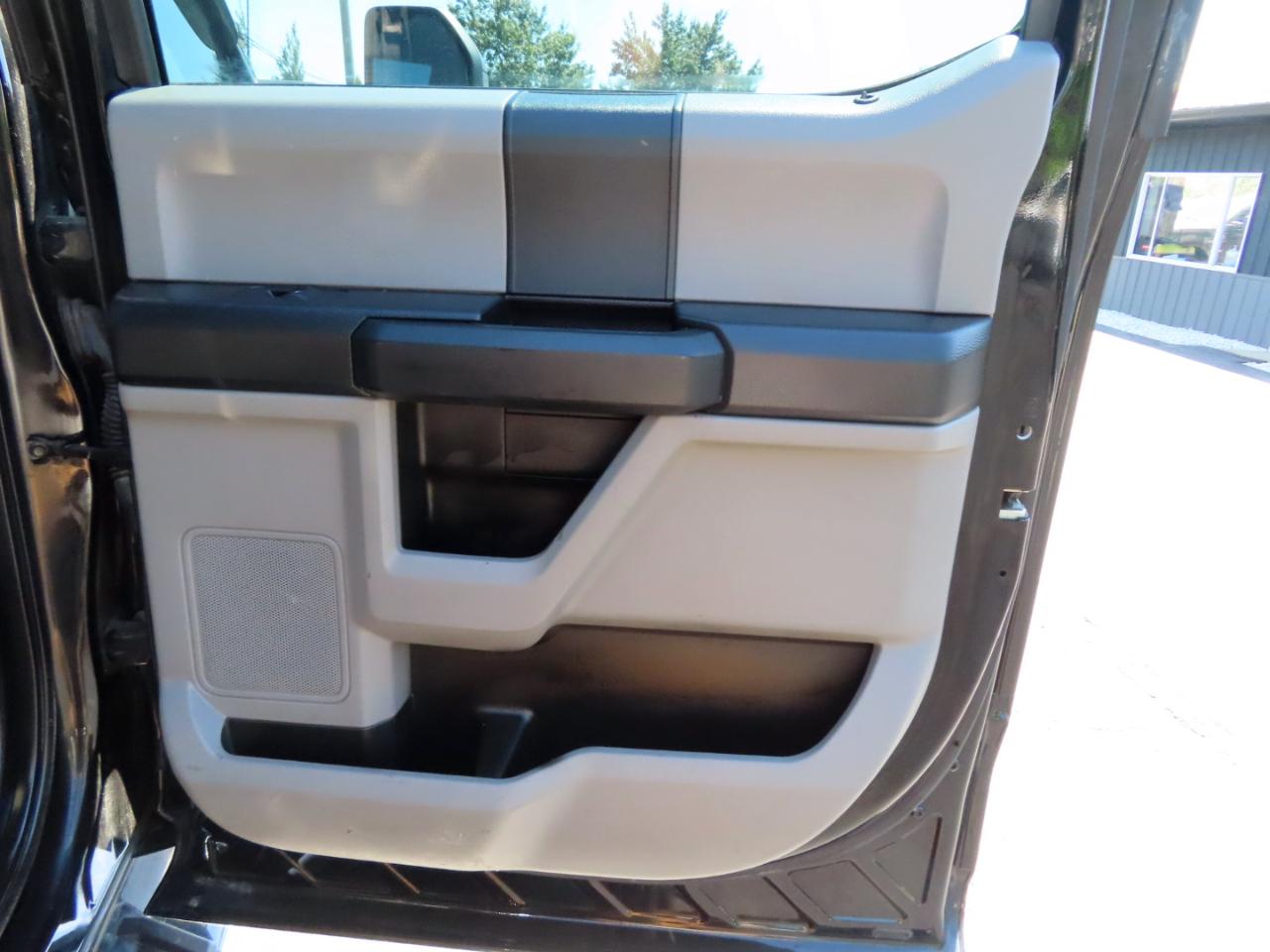 Ford Super Duty F-250 SRW XL 4WD Crew Cab 6.75' Box 2018