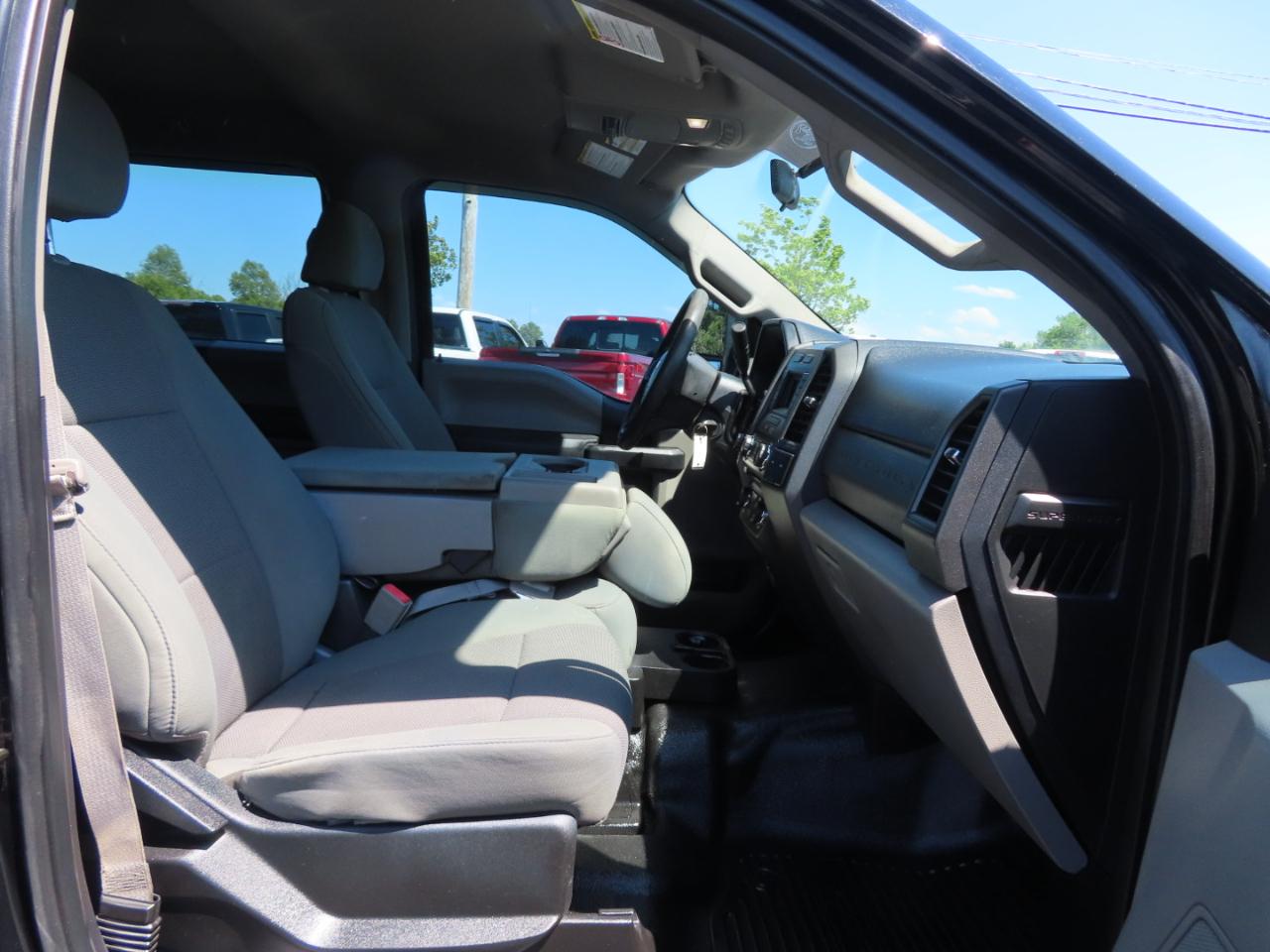 Ford Super Duty F-250 SRW XL 4WD Crew Cab 6.75' Box 2018