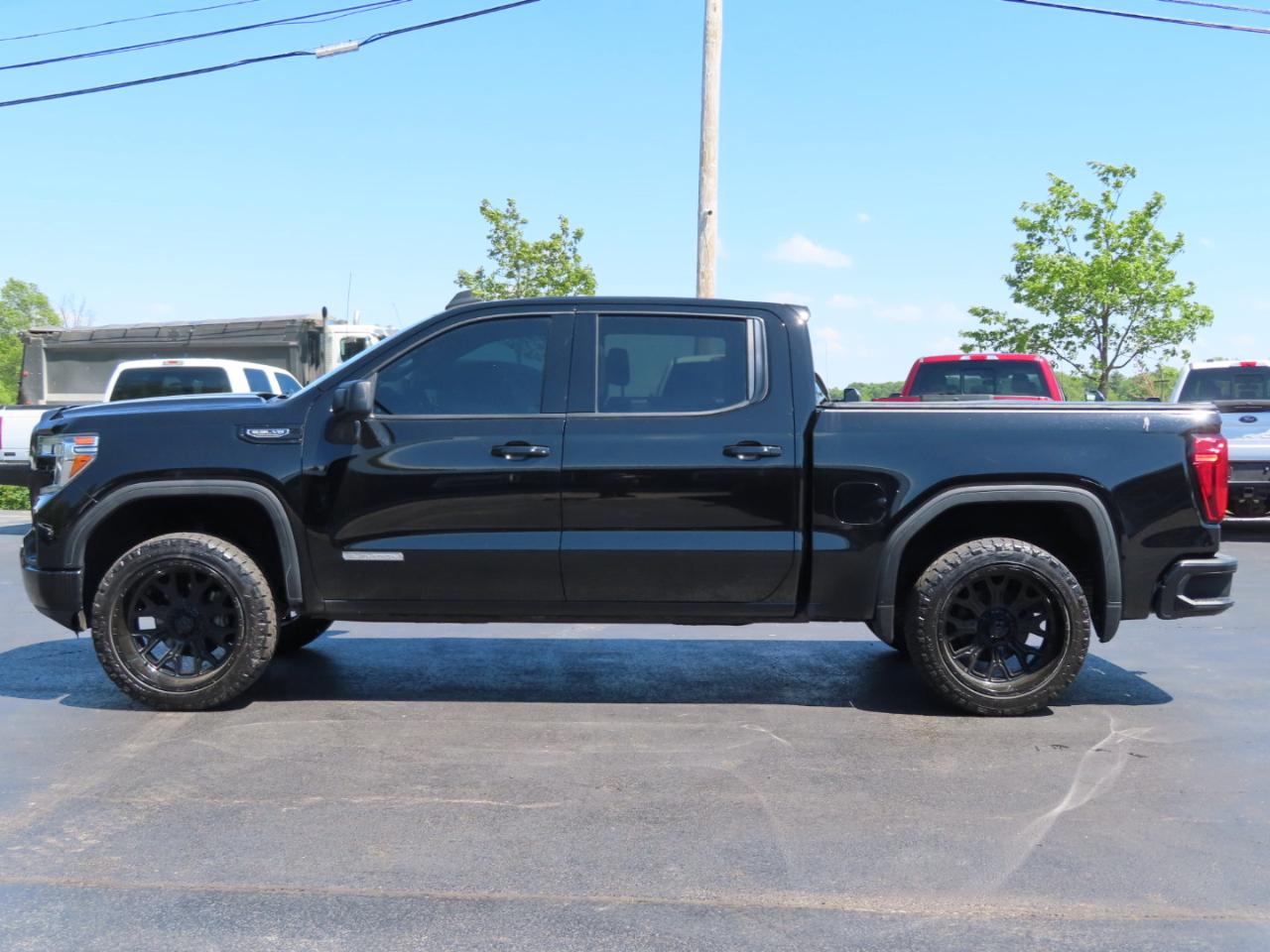 GMC Sierra 1500 4WD Crew Cab 147" Elevation 2020