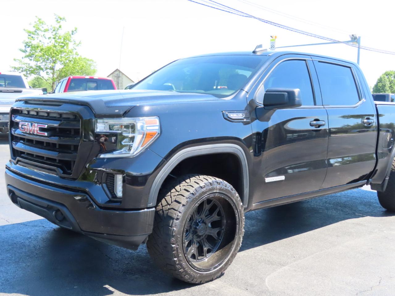 GMC Sierra 1500 4WD Crew Cab 147" Elevation 2020