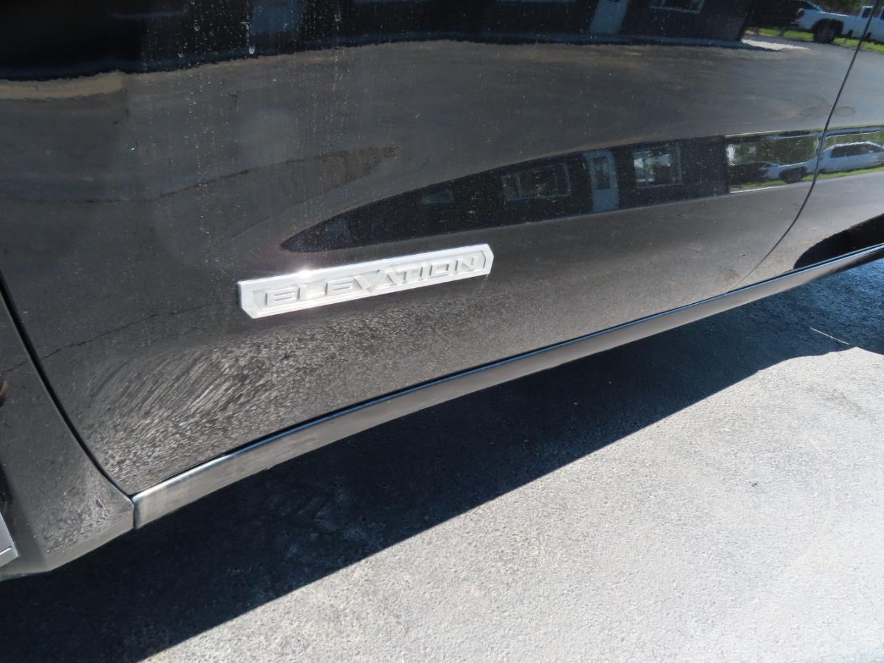 GMC Sierra 1500 4WD Crew Cab 147" Elevation 2020