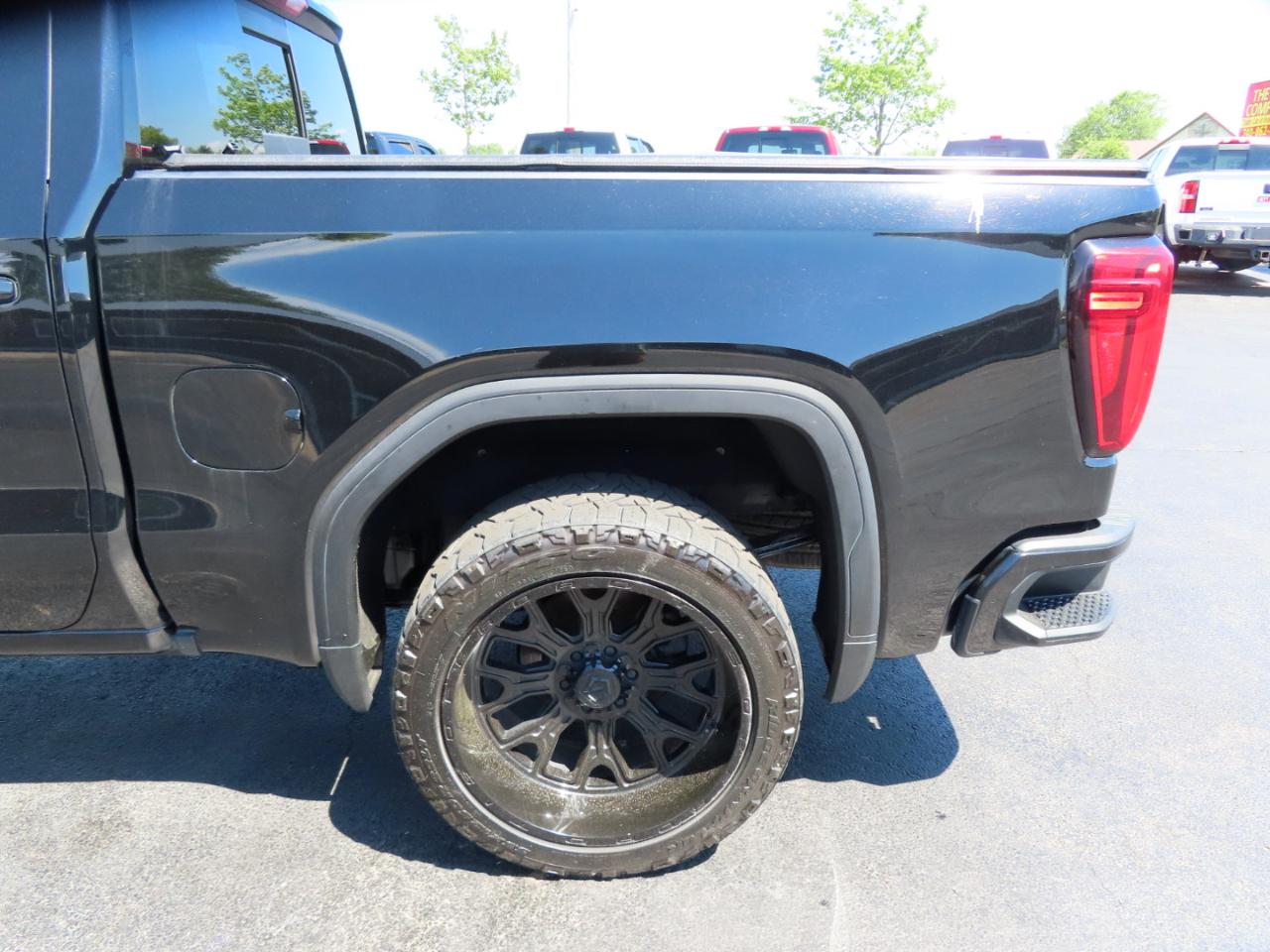 GMC Sierra 1500 4WD Crew Cab 147" Elevation 2020