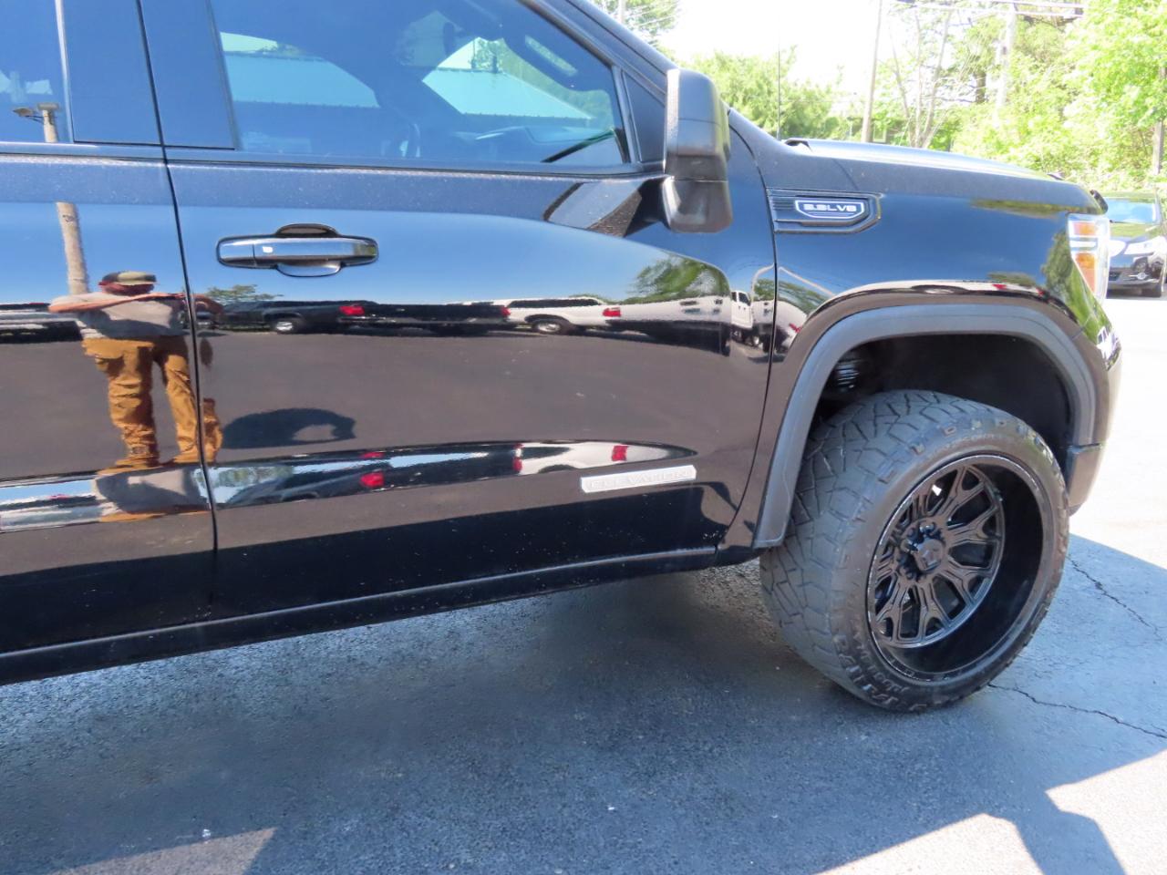 GMC Sierra 1500 4WD Crew Cab 147" Elevation 2020