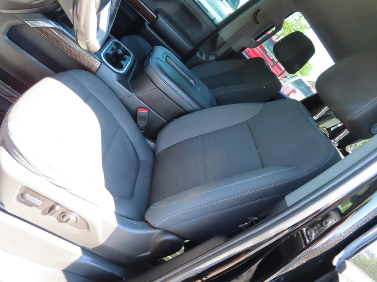 GMC Sierra 1500 4WD Crew Cab 147" Elevation 2020