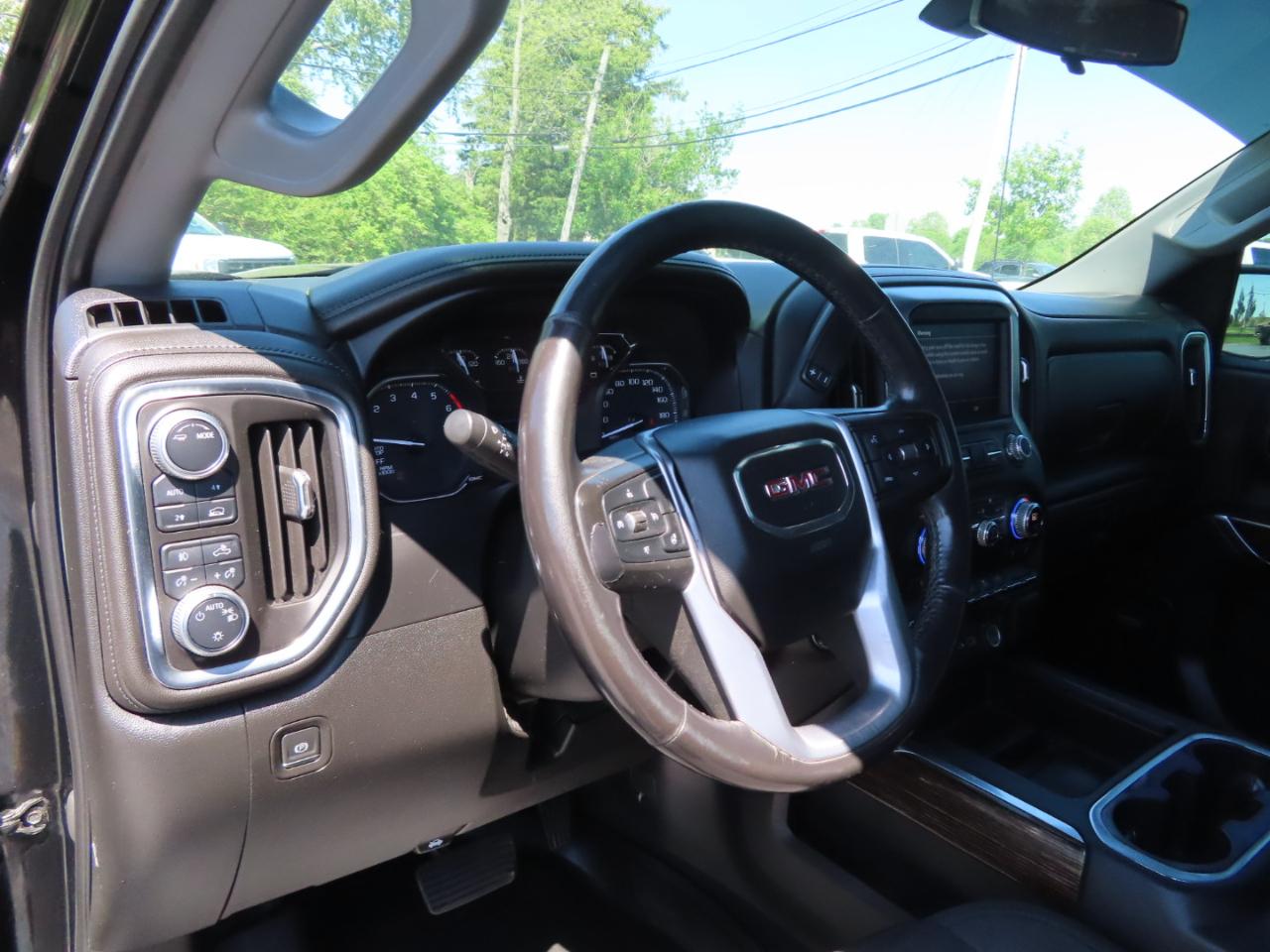 GMC Sierra 1500 4WD Crew Cab 147" Elevation 2020