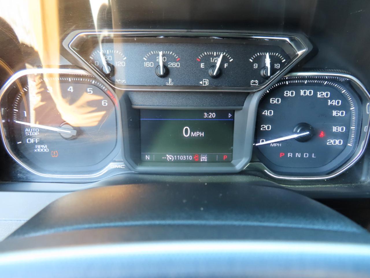 GMC Sierra 1500 4WD Crew Cab 147" Elevation 2020