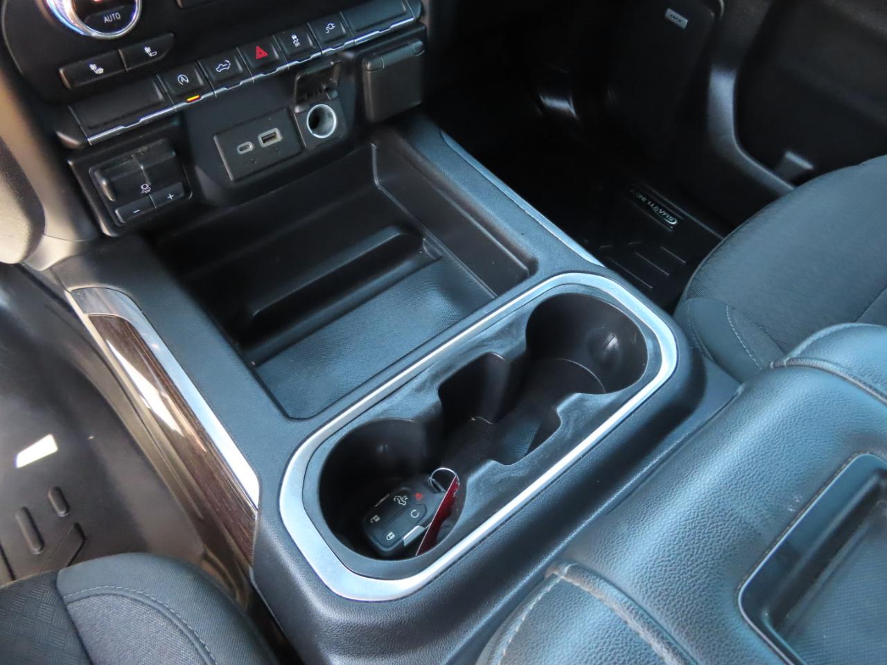 GMC Sierra 1500 4WD Crew Cab 147" Elevation 2020