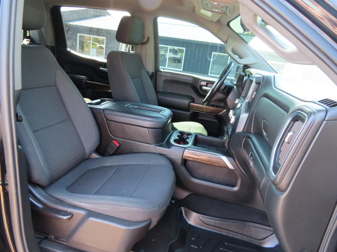 GMC Sierra 1500 4WD Crew Cab 147" Elevation 2020