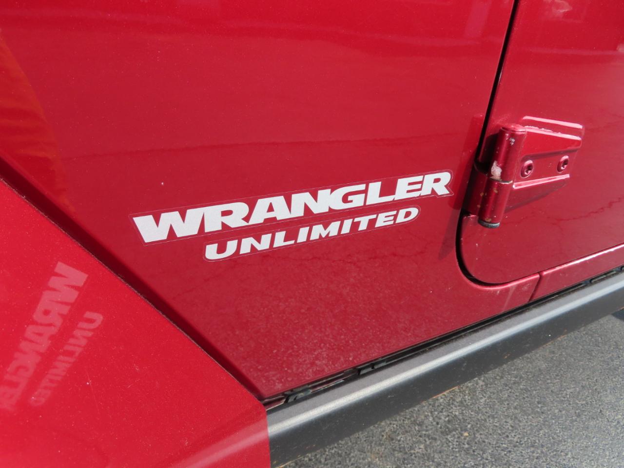 Jeep Wrangler Unlimited 4WD 4dr Rubicon 2013