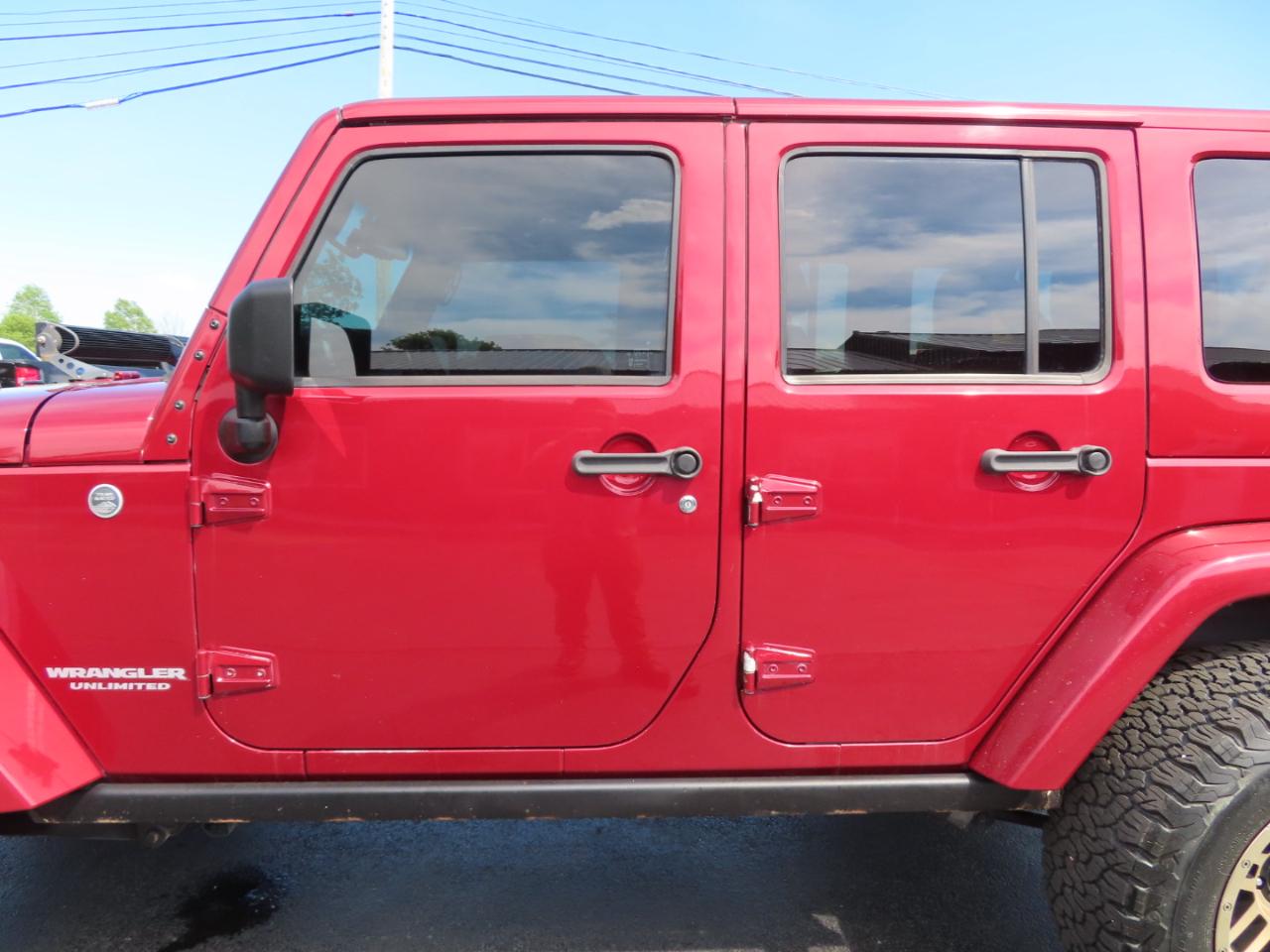 Jeep Wrangler Unlimited 4WD 4dr Rubicon 2013