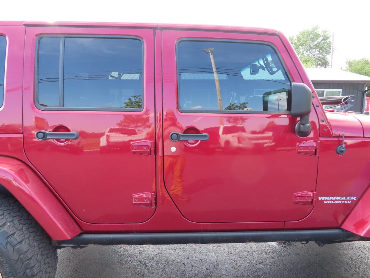 Jeep Wrangler Unlimited 4WD 4dr Rubicon 2013