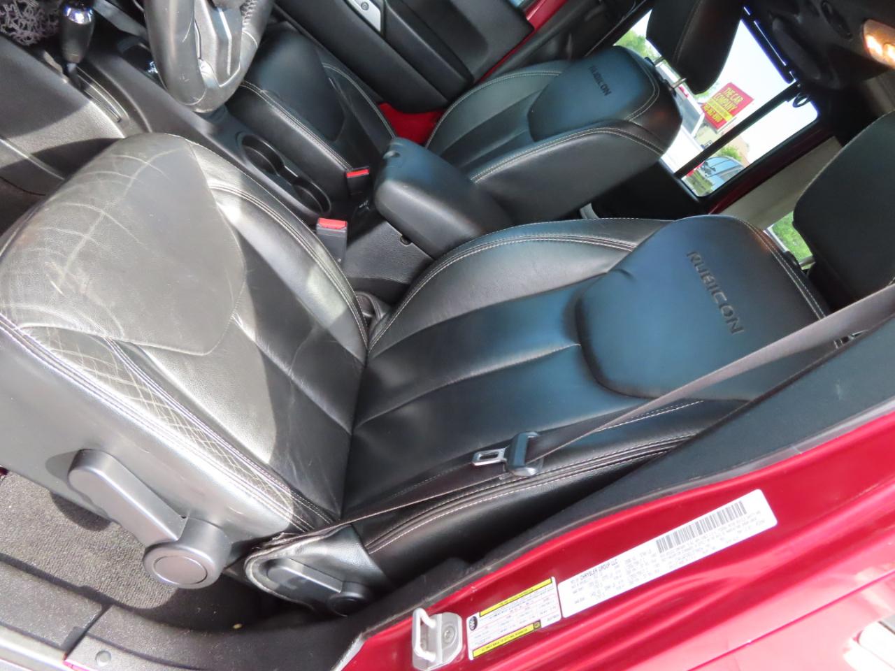 Jeep Wrangler Unlimited 4WD 4dr Rubicon 2013