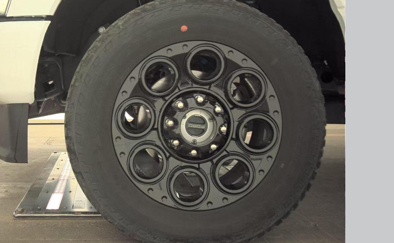 Ford Super Duty F-250 SRW XLT 4WD Crew Cab 8' Box 2025