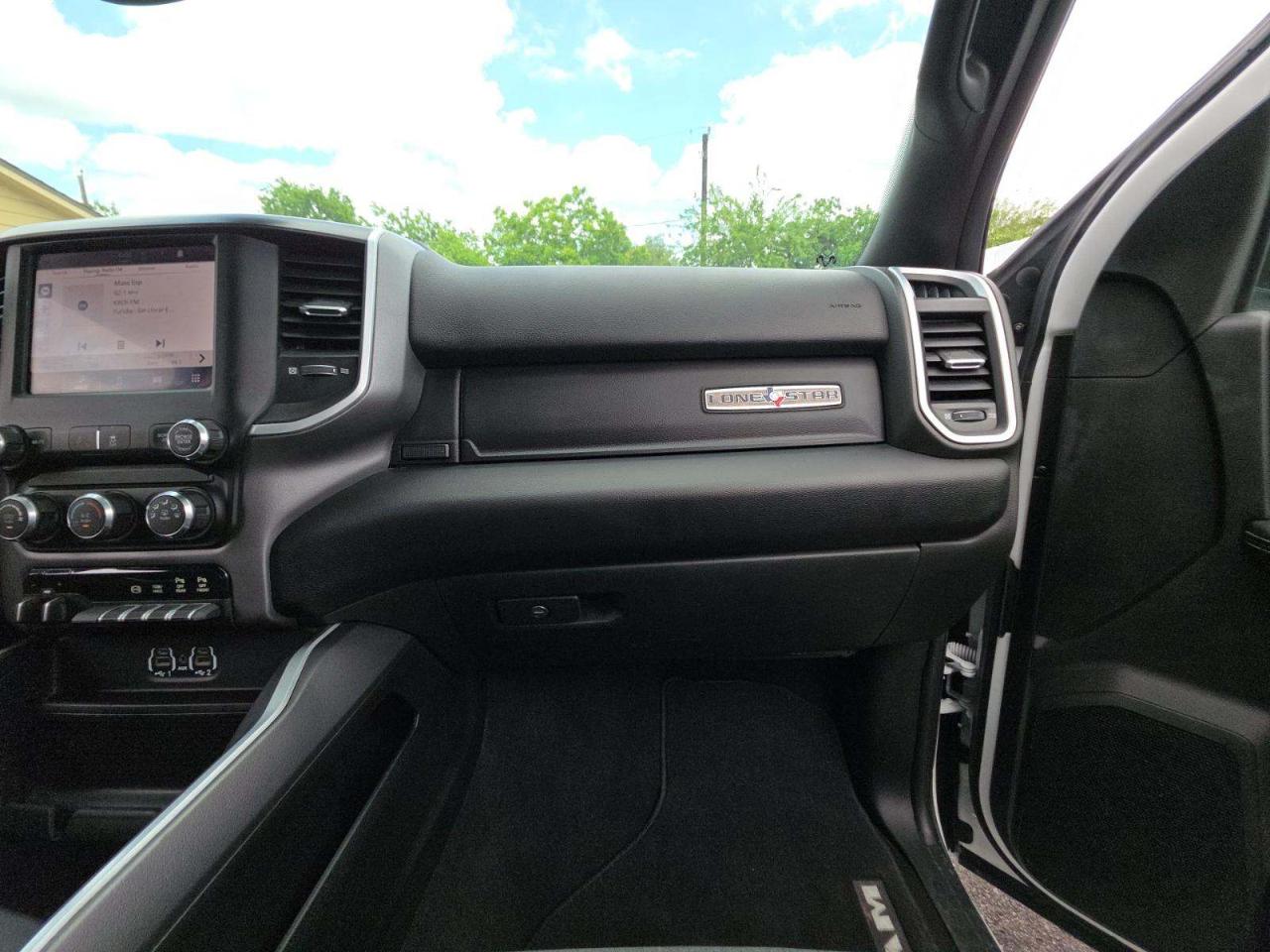 RAM 3500 Lone Star 4x4 Crew Cab 8' Box 2022