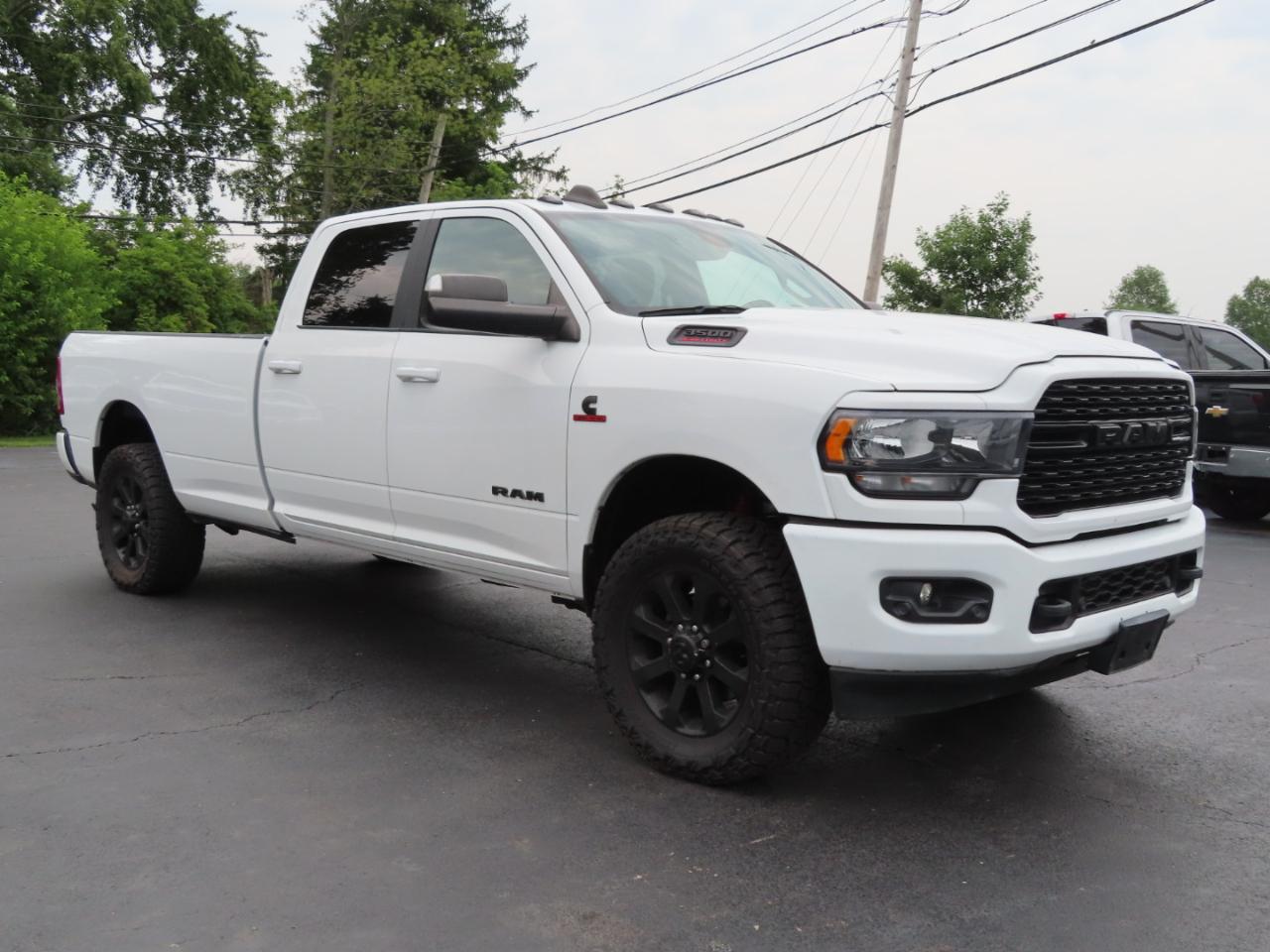 RAM 3500 Lone Star 4x4 Crew Cab 8' Box 2022