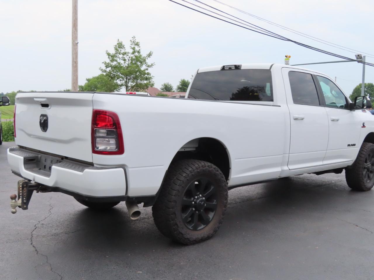 RAM 3500 Lone Star 4x4 Crew Cab 8' Box 2022