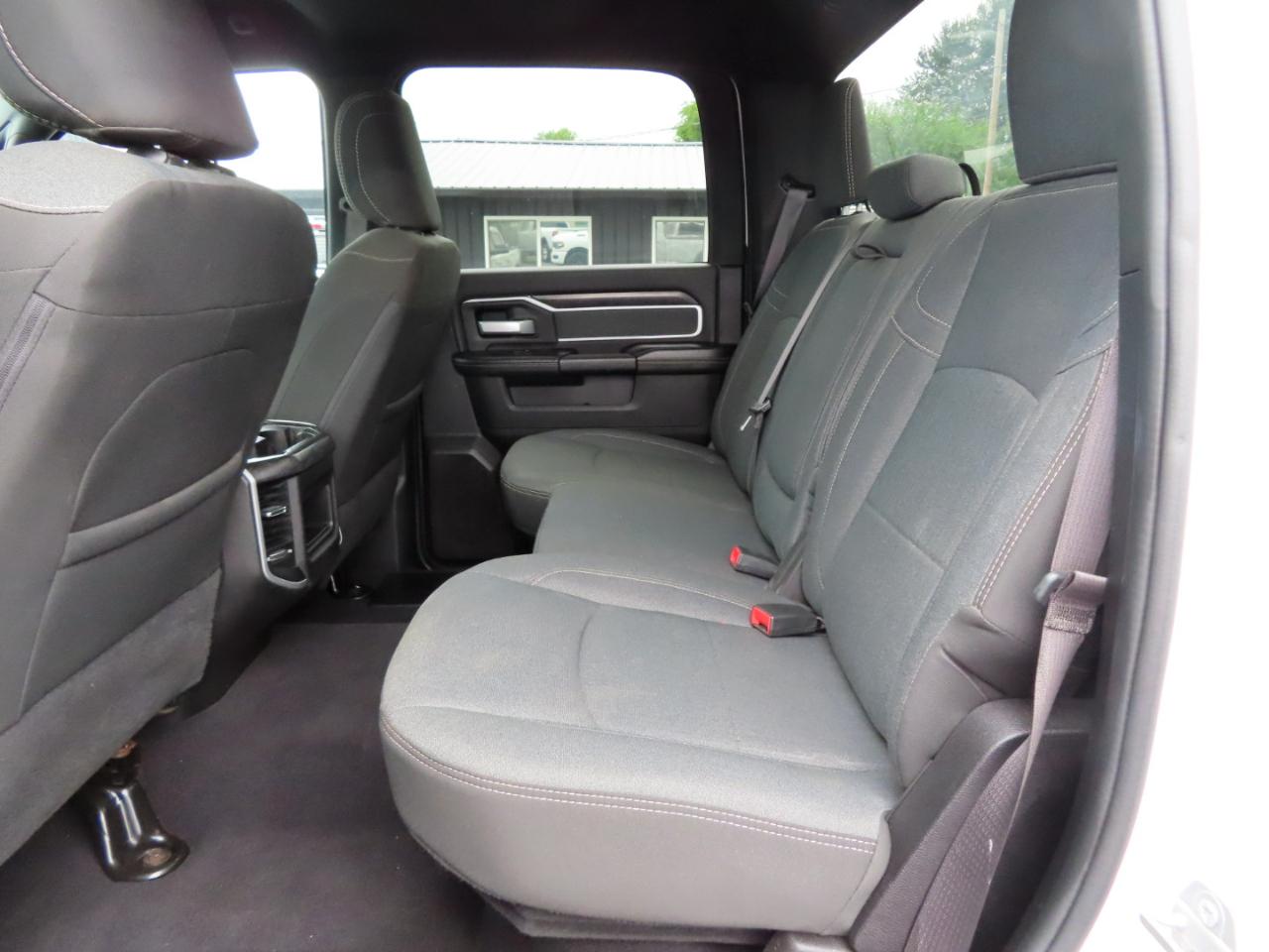 RAM 3500 Lone Star 4x4 Crew Cab 8' Box 2022
