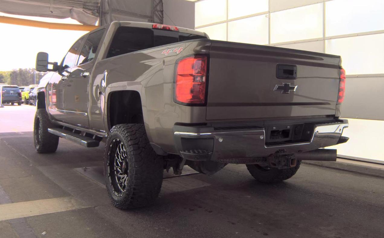 Chevrolet Silverado 2500HD 4WD Crew Cab 153.7" LTZ 2015