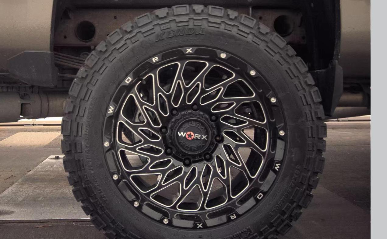 Chevrolet Silverado 2500HD 4WD Crew Cab 153.7" LTZ 2015