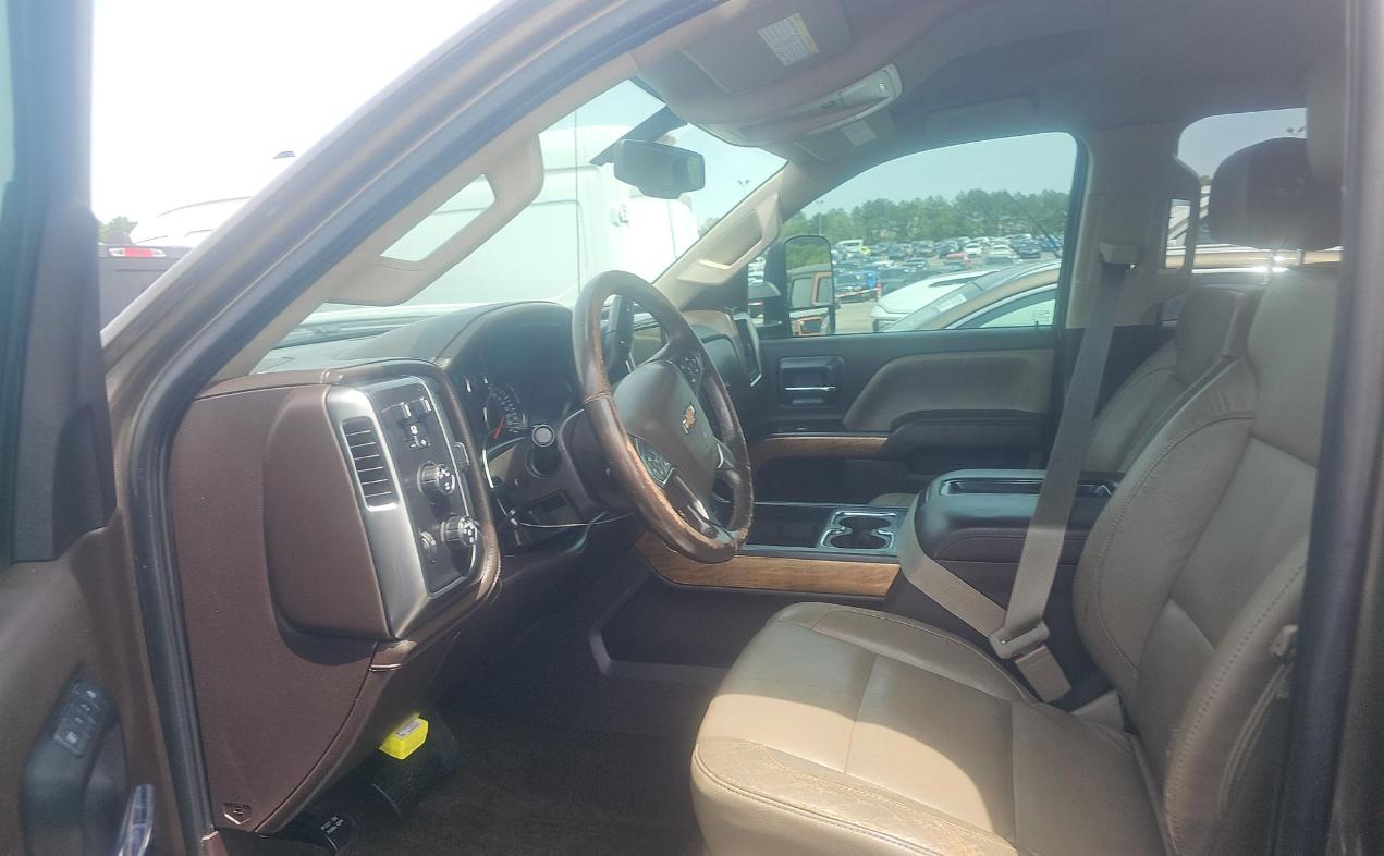 Chevrolet Silverado 2500HD 4WD Crew Cab 153.7" LTZ 2015