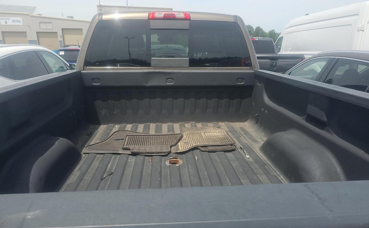 Chevrolet Silverado 2500HD 4WD Crew Cab 153.7" LTZ 2015