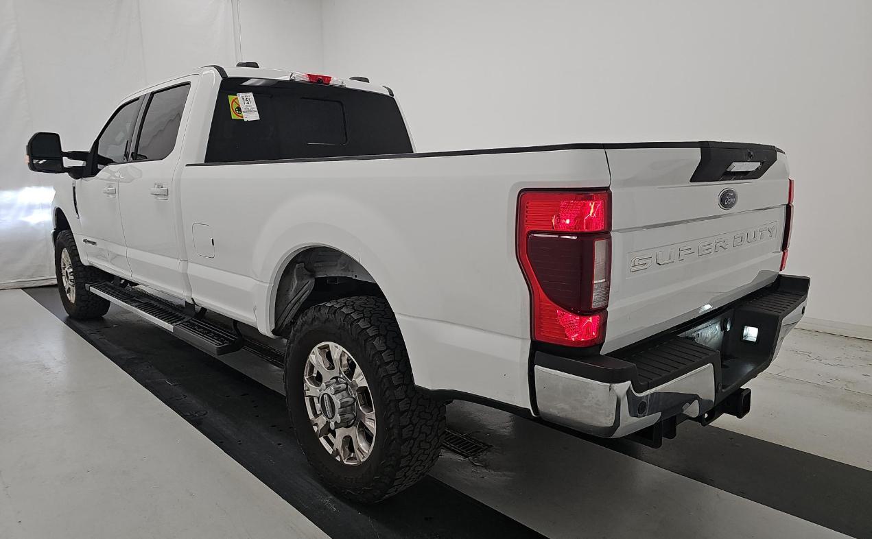 Ford Super Duty F-250 SRW Lariat 4WD Crew Cab 8' Box 2022