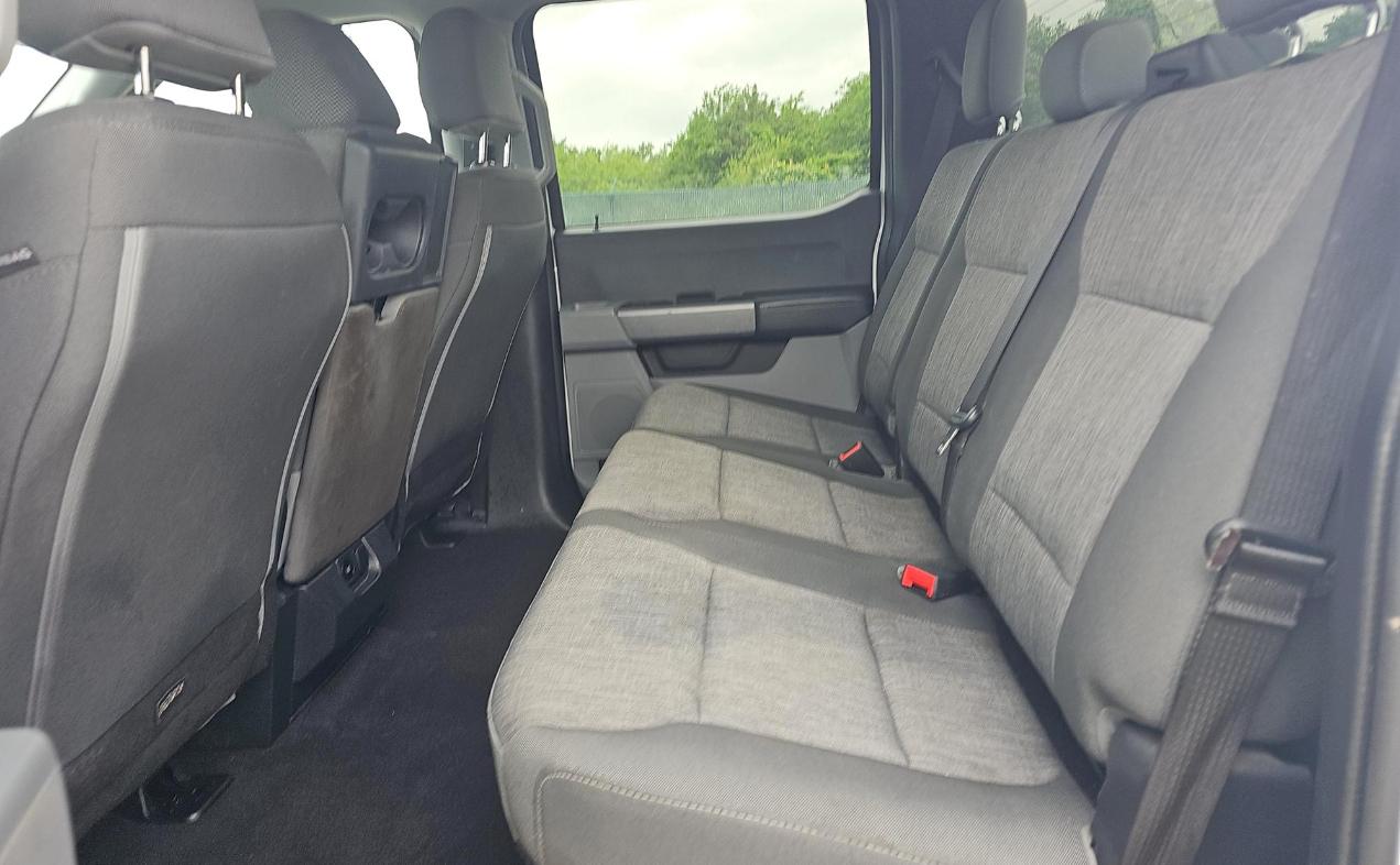 Ford Super Duty F-250 SRW XL 4WD Crew Cab 6.75' Box 2024
