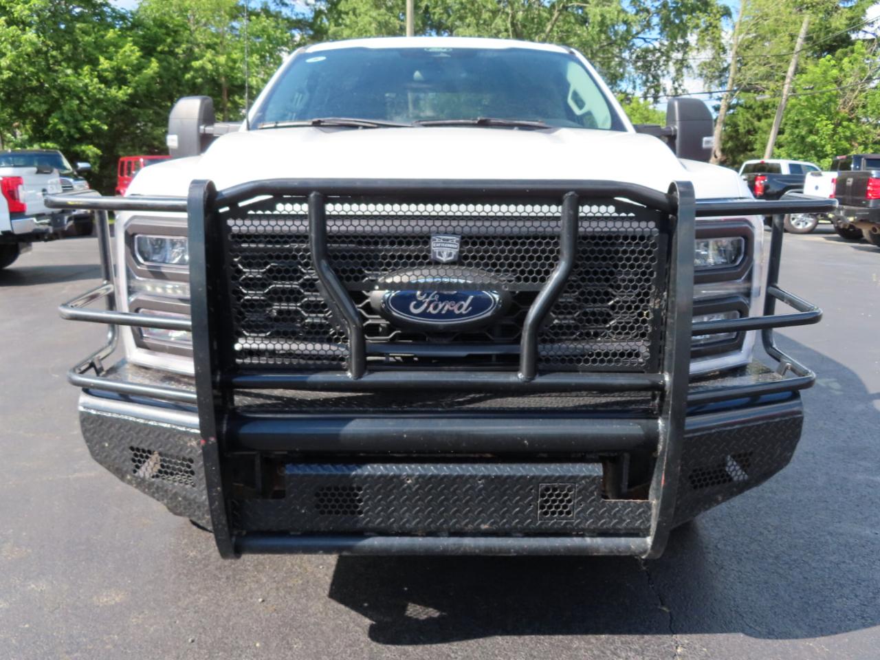Ford Super Duty F-250 SRW XL 4WD Crew Cab 6.75' Box 2024