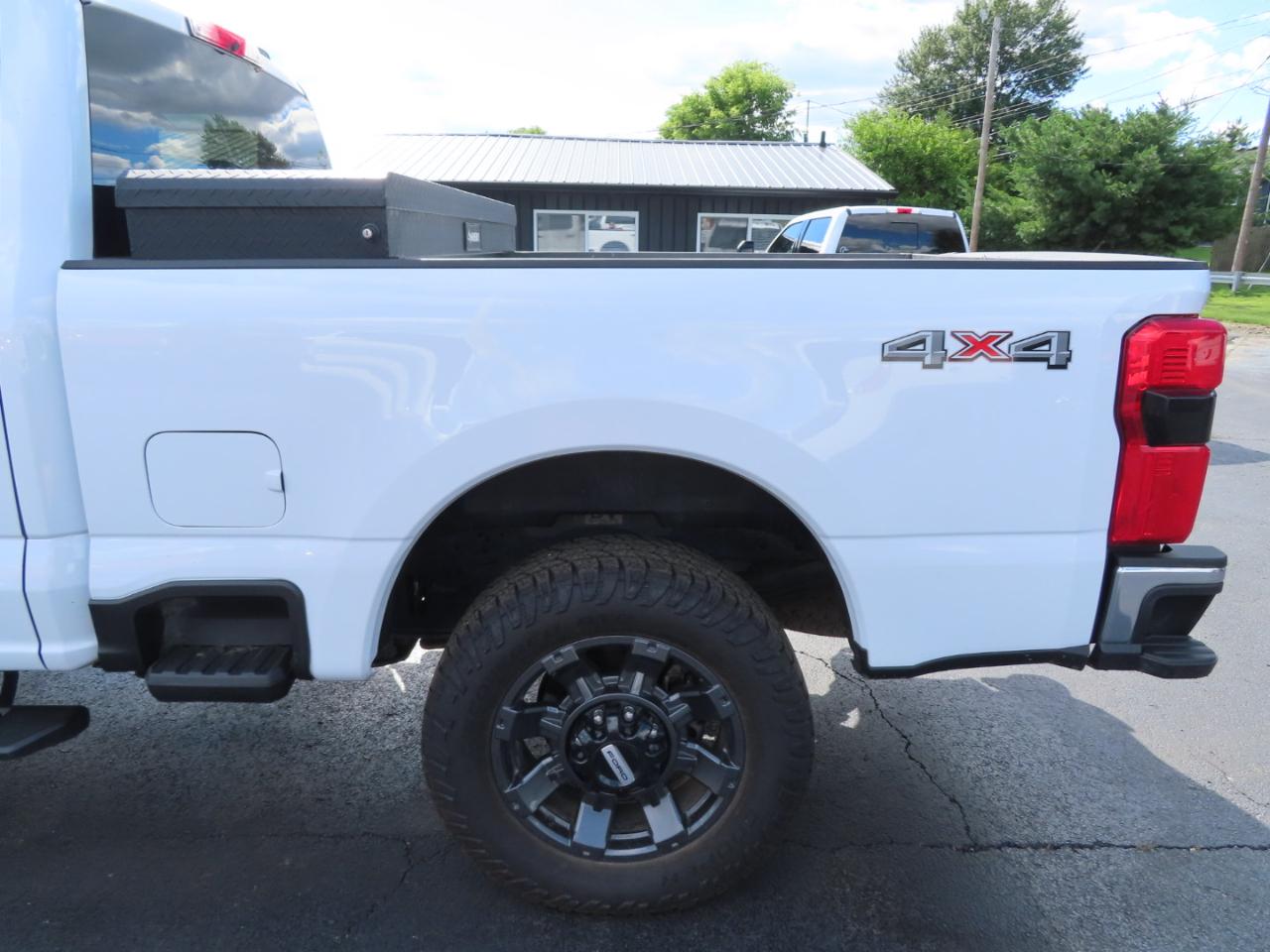 Ford Super Duty F-250 SRW XL 4WD Crew Cab 6.75' Box 2024