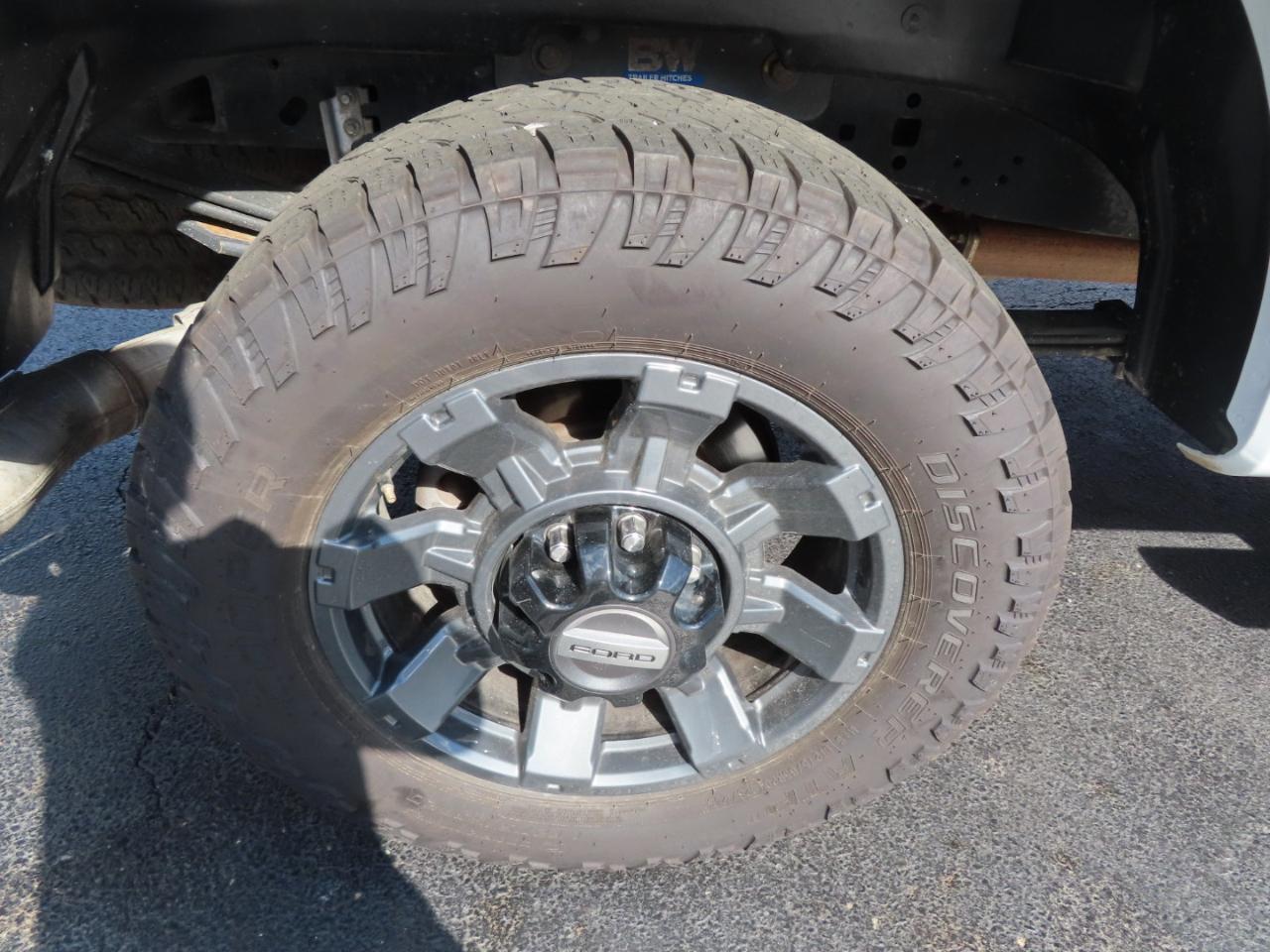 Ford Super Duty F-250 SRW XL 4WD Crew Cab 6.75' Box 2024