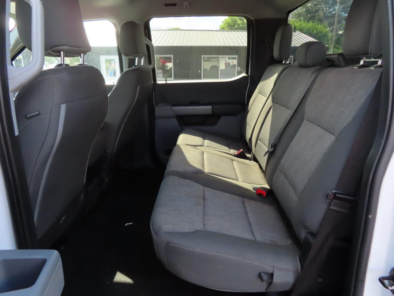 Ford Super Duty F-250 SRW XL 4WD Crew Cab 6.75' Box 2024