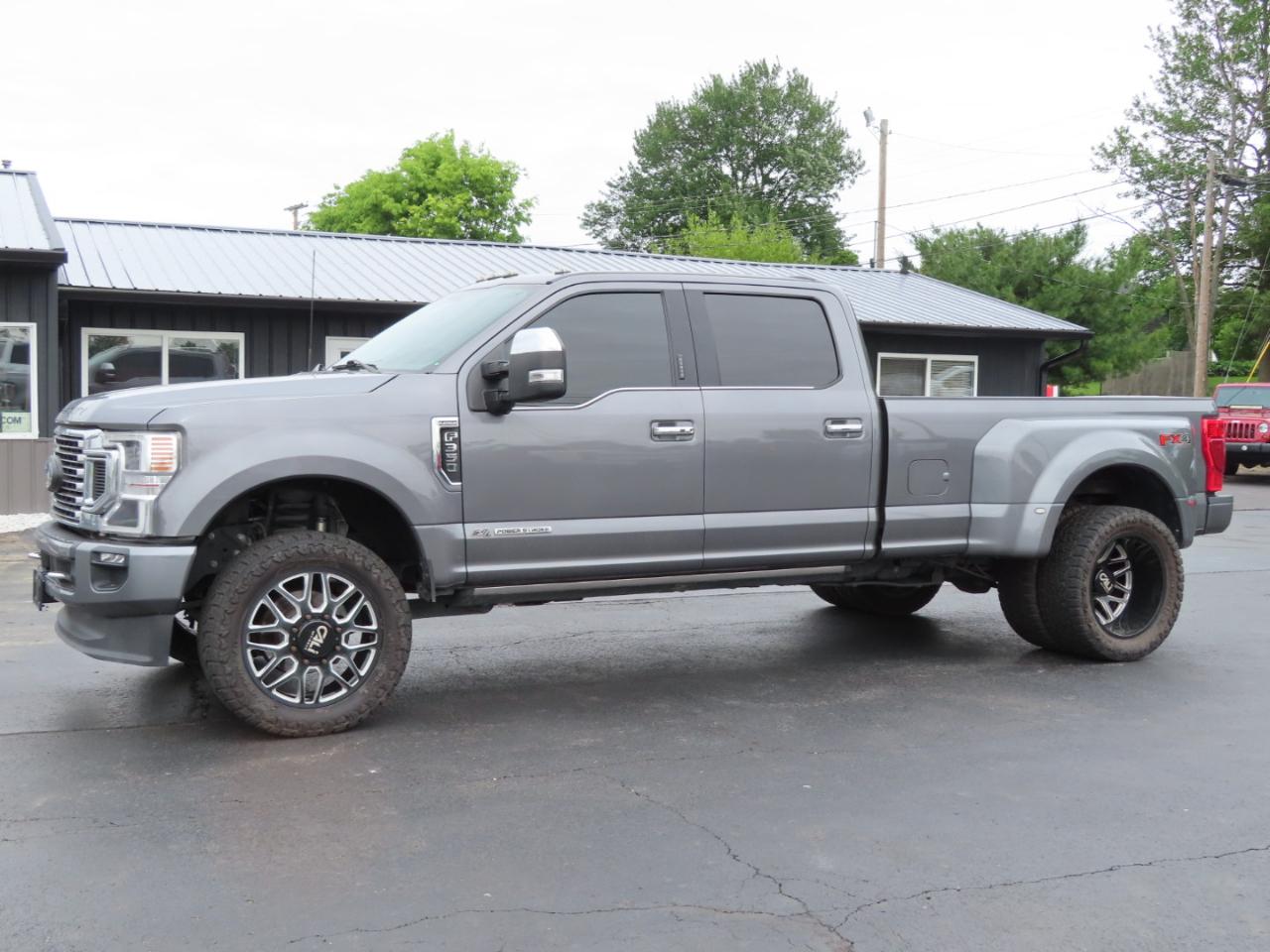 Ford Super Duty F-350 DRW Platinum 4WD Crew Cab 8' Box 2021