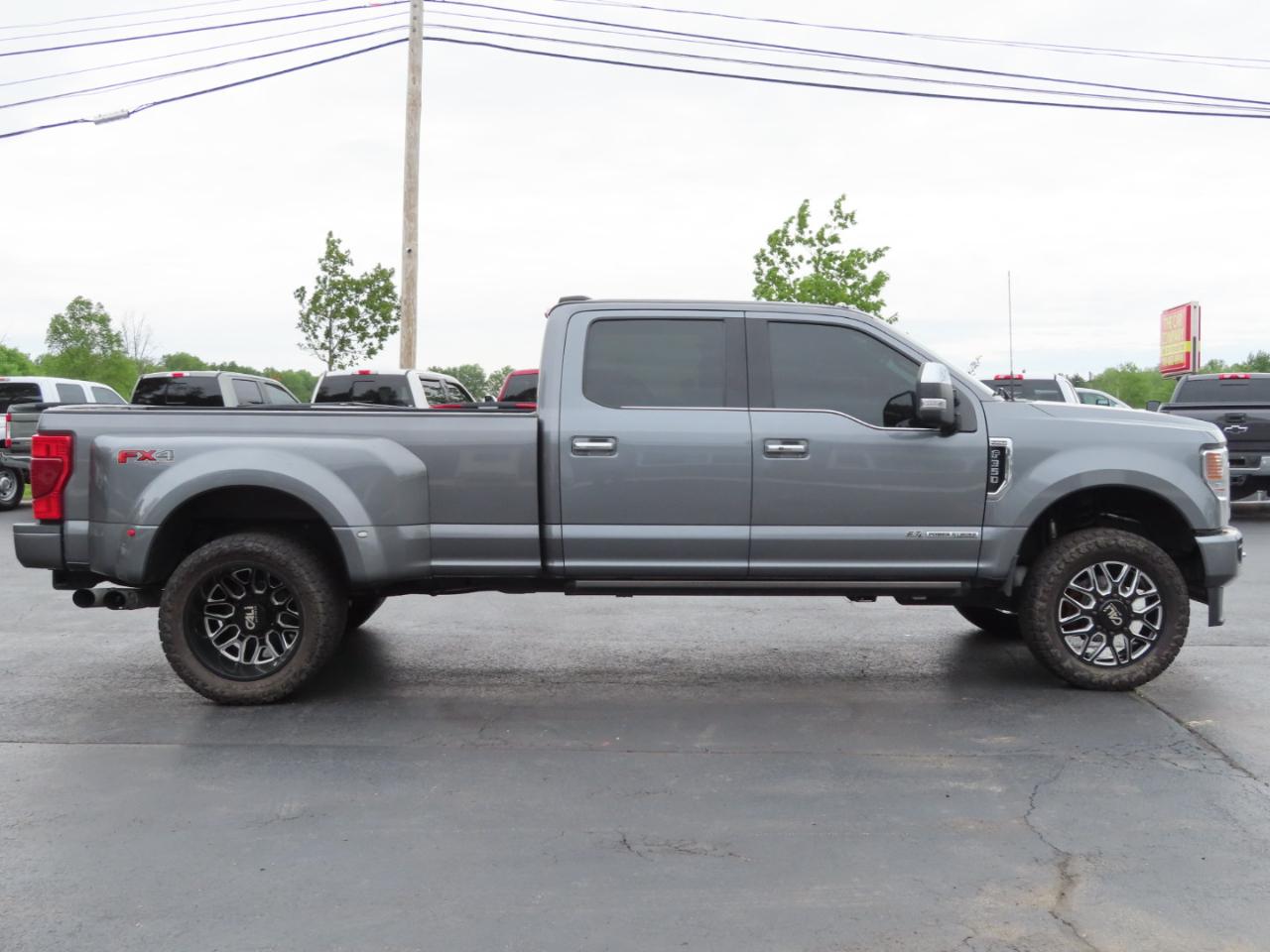 Ford Super Duty F-350 DRW Platinum 4WD Crew Cab 8' Box 2021