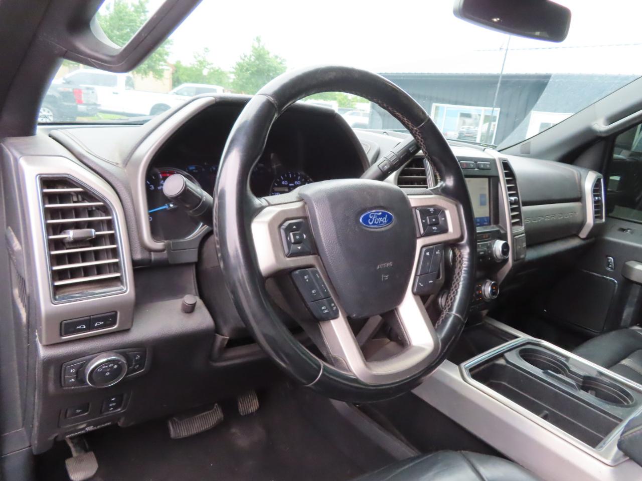 Ford Super Duty F-350 DRW Platinum 4WD Crew Cab 8' Box 2021